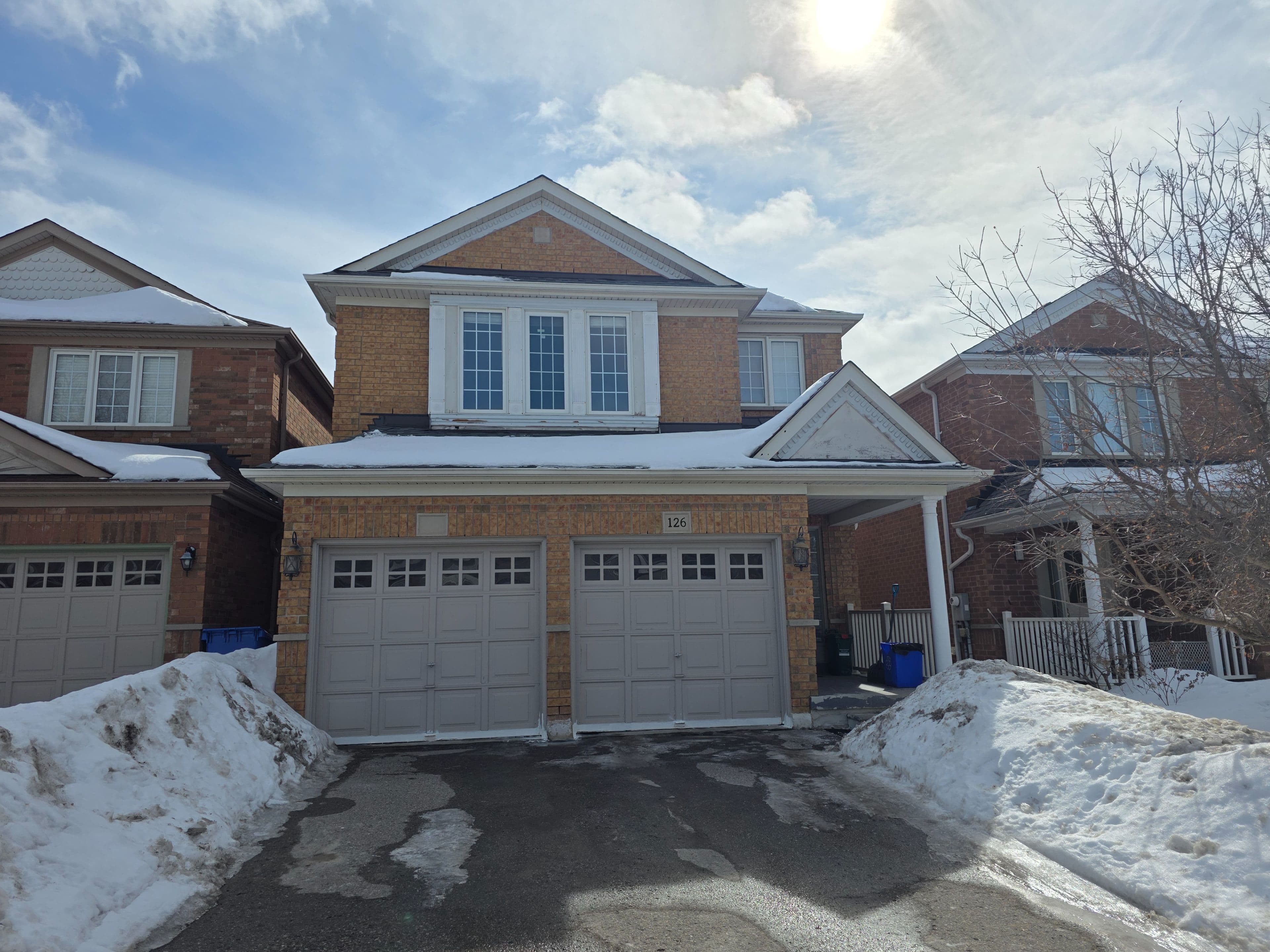 126 Collis Drive, Aurora, ON L4G 7V2