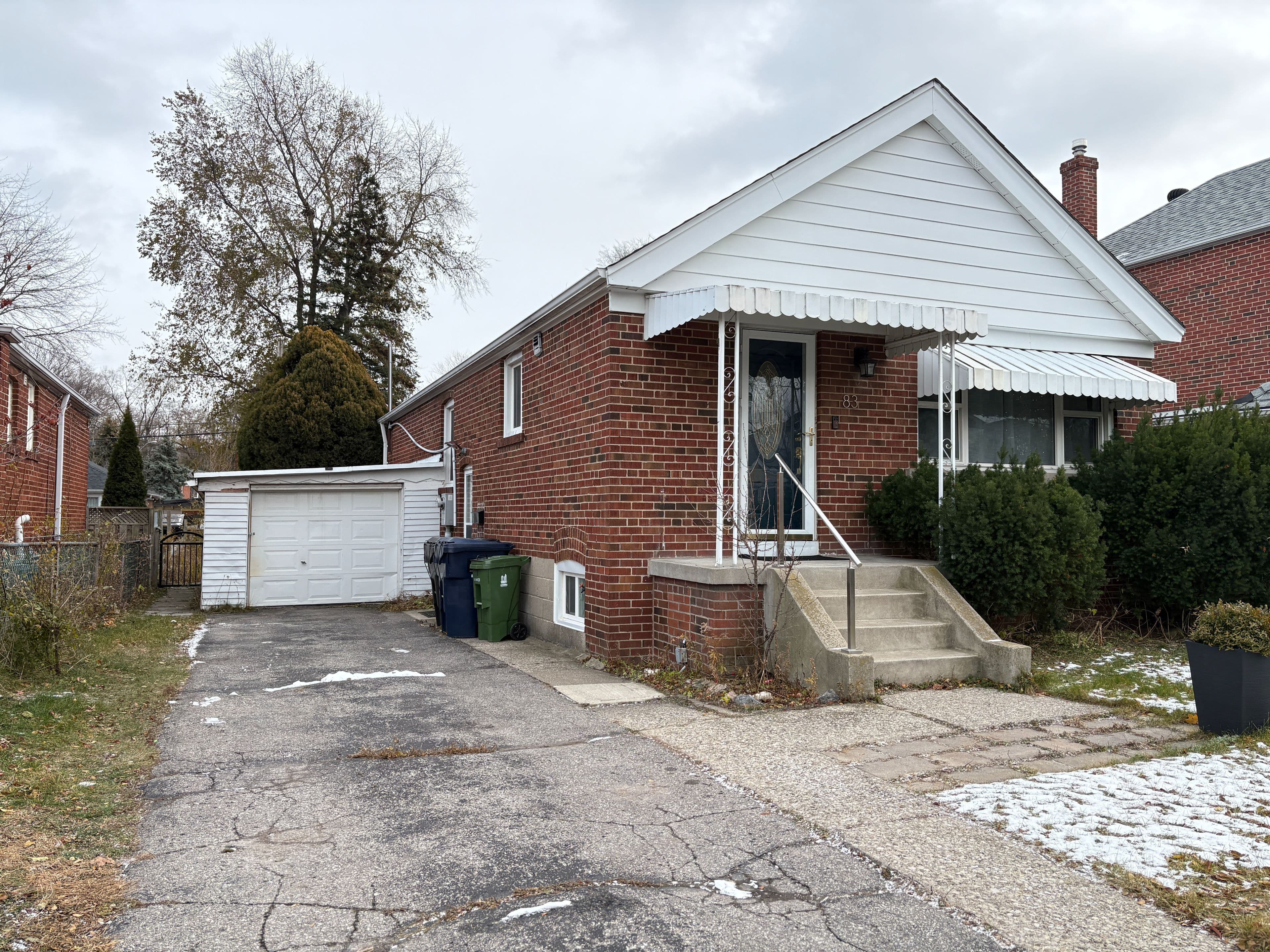 83 Clonmore Lower Level Drive, Toronto E06, ON M1N 1X9