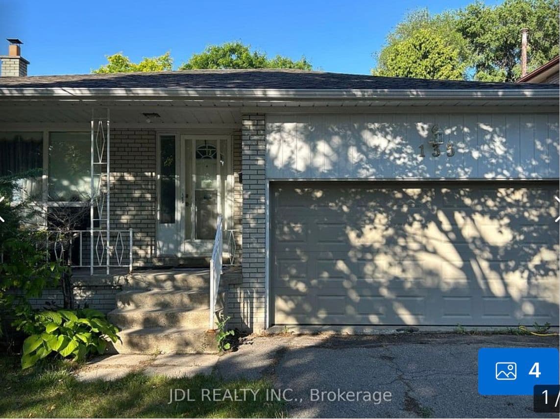 135 Estelle Ave Avenue Unit A, Toronto C14, ON M2N 5H6