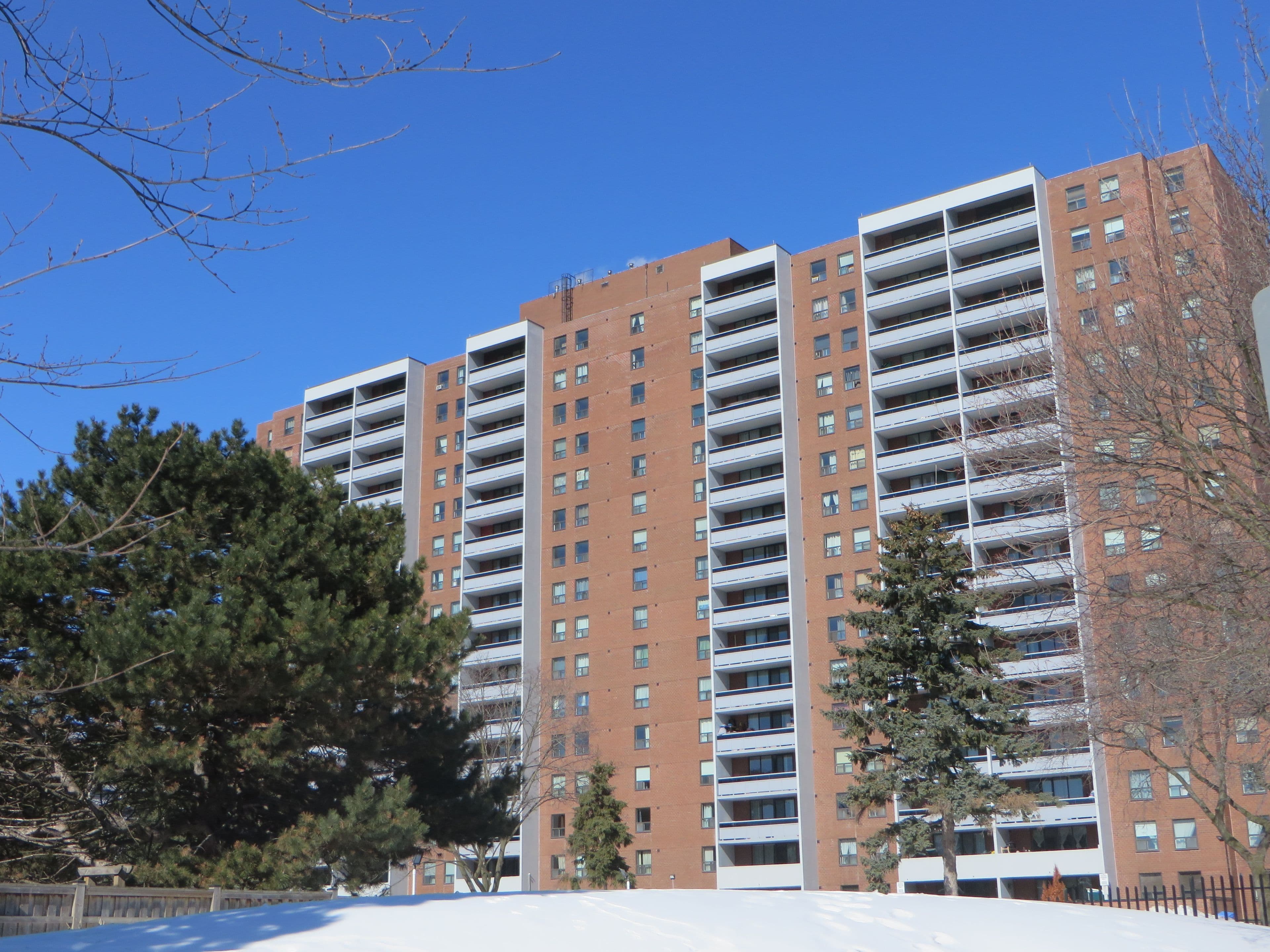 1250 Bridletowne Circle PH05, Toronto E05, ON M1W 2V1