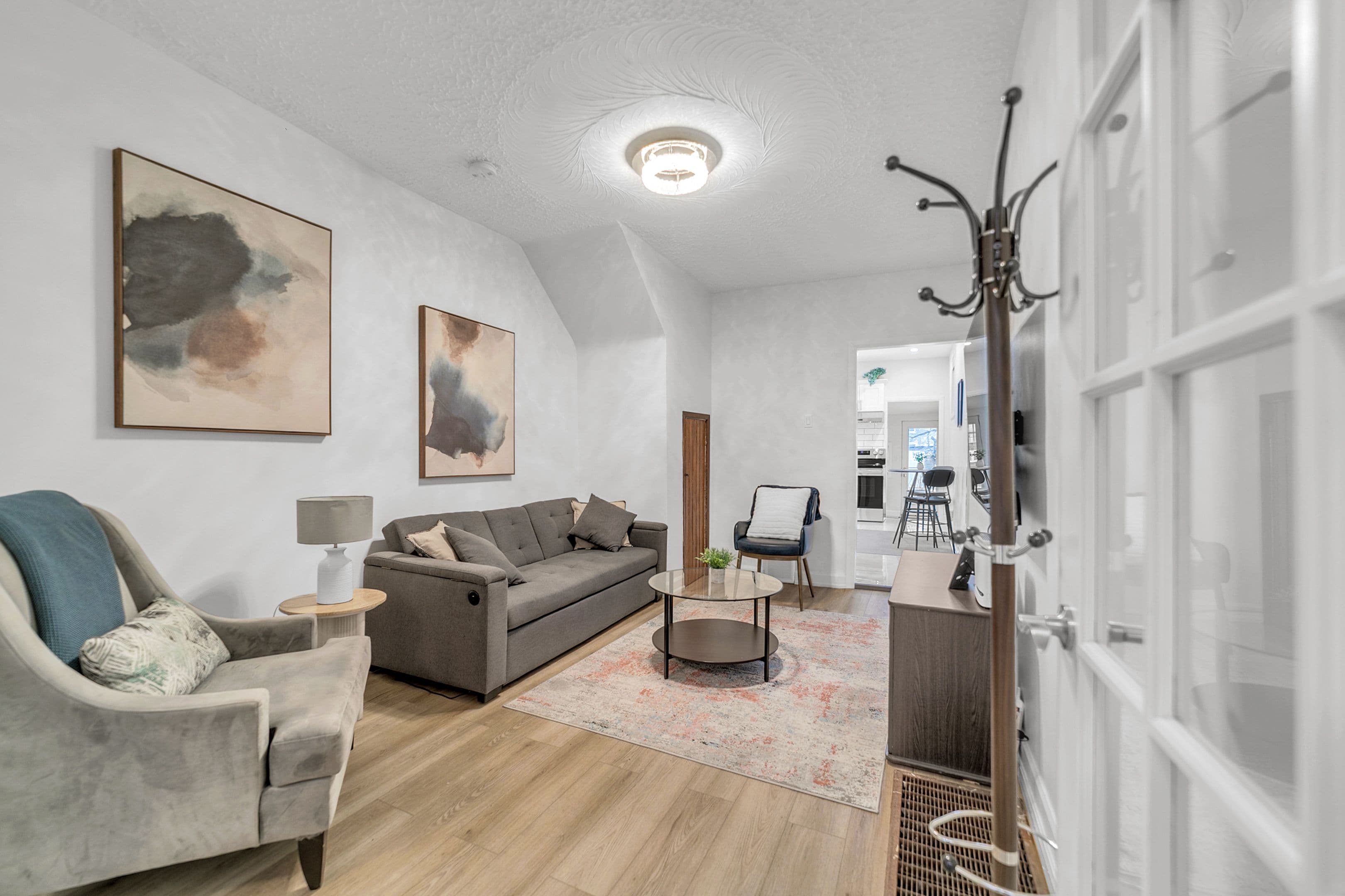 11 D'arcy Street, Toronto C01, ON M5T 1J8