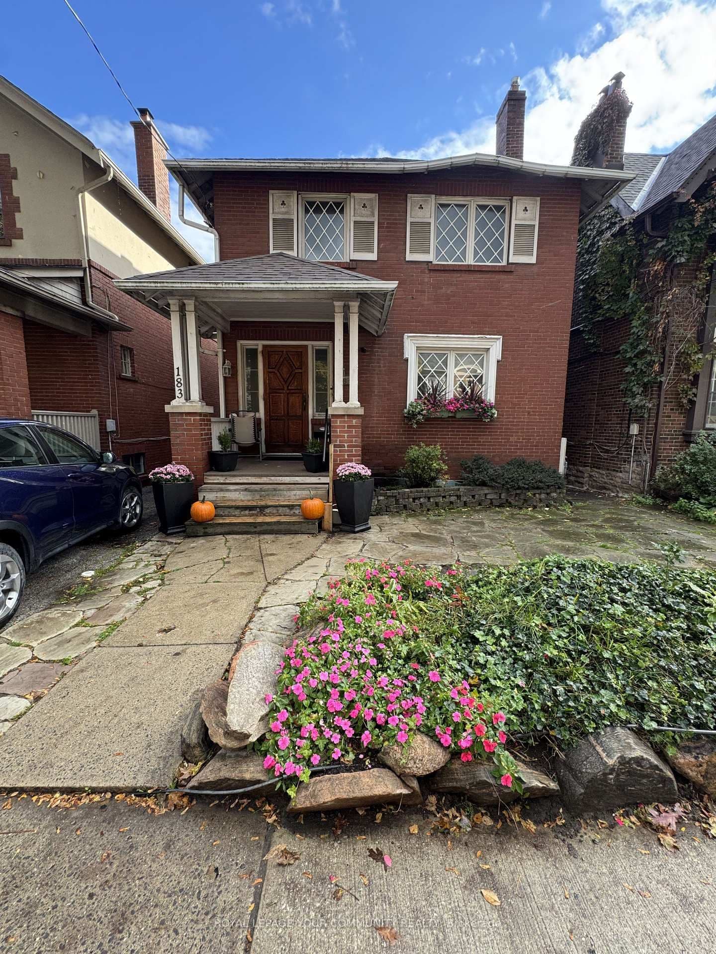 183 St Clair Avenue E Upper, Toronto C09, ON M4T 1N9