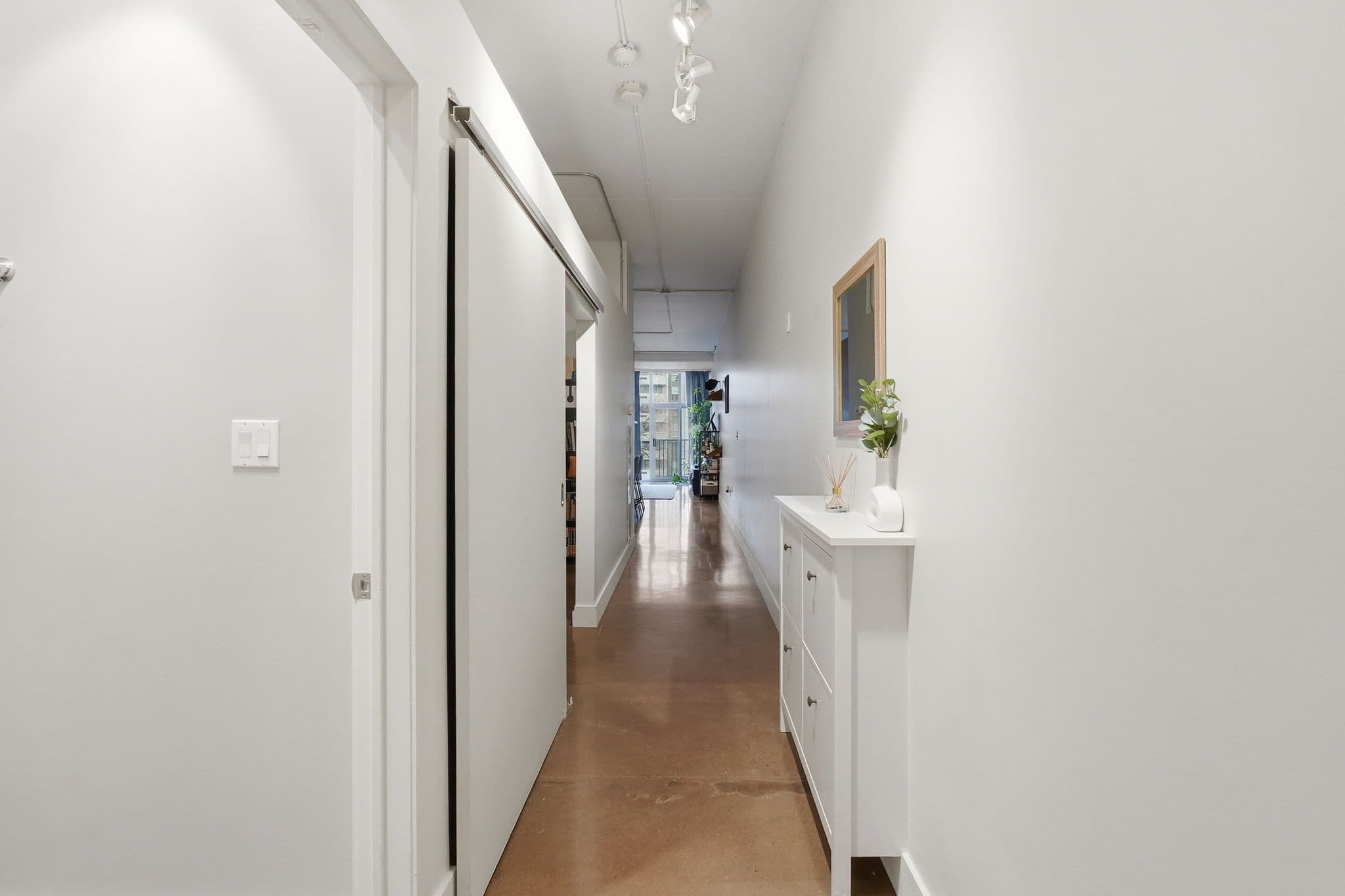 66 BAY Street S 510, Hamilton, ON L8P 4Z6