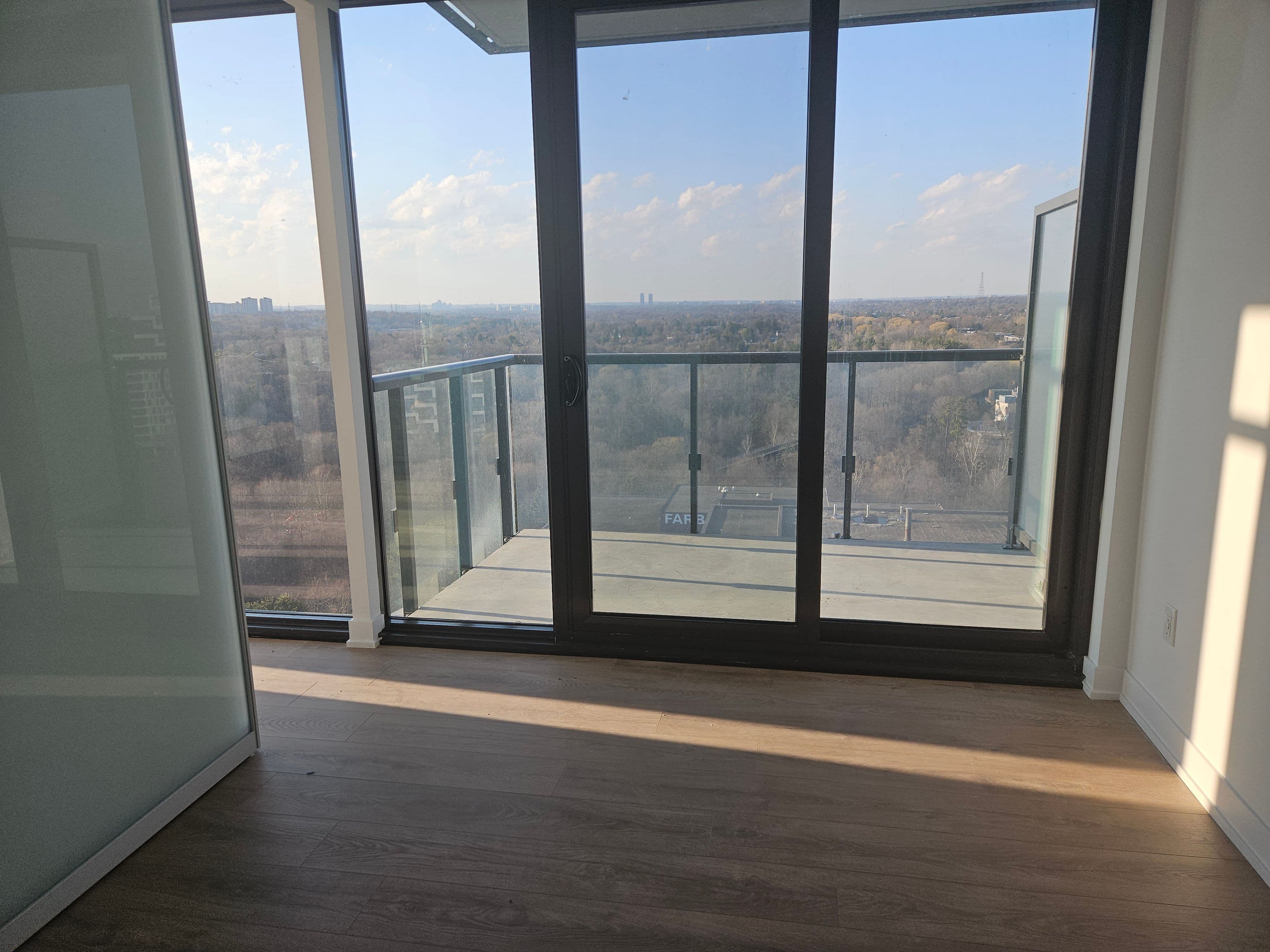 78 Harrison Garden Boulevard 204, Toronto C14, ON M2N 7E2