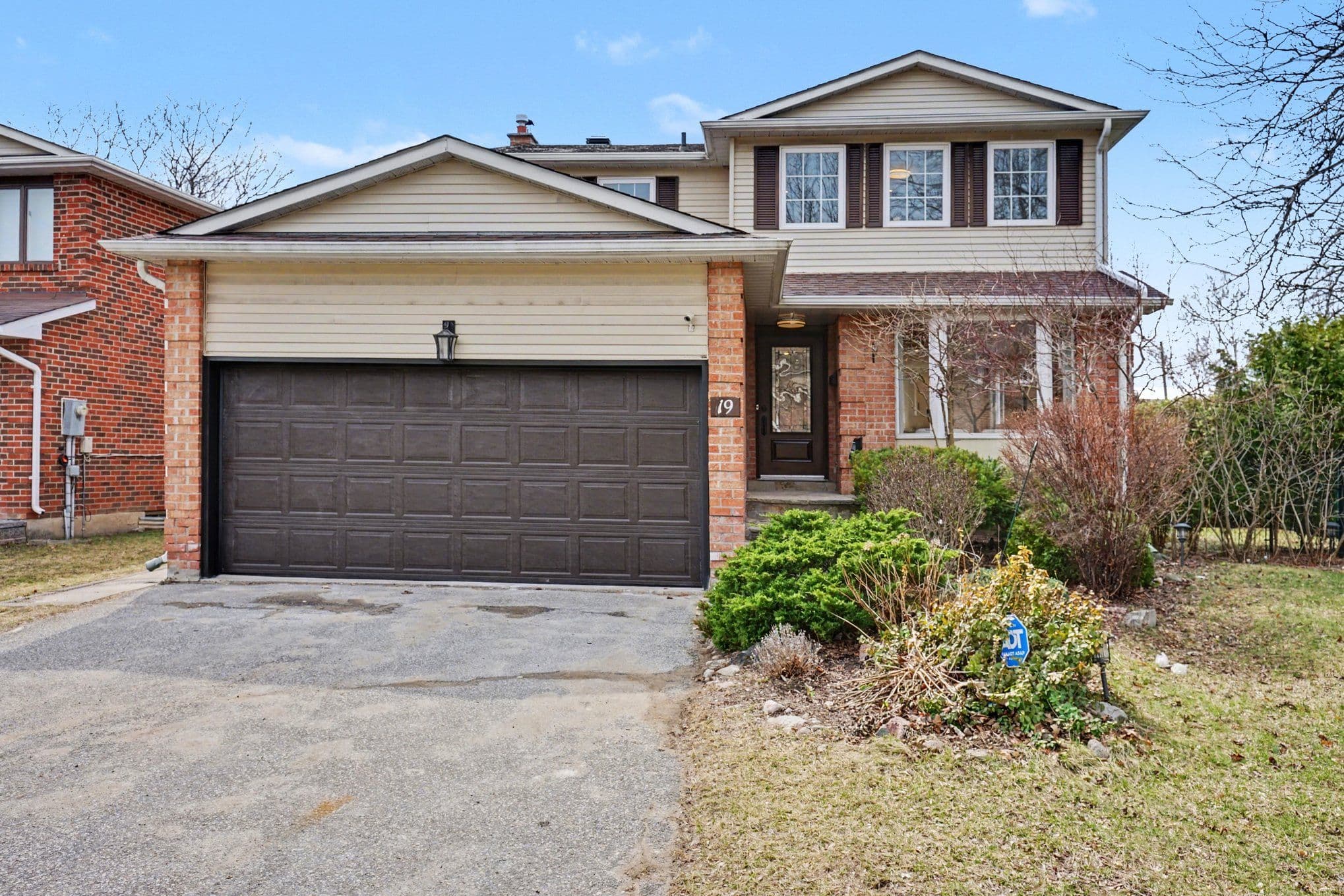 19 Lang Road, Markham, ON L3T 7E8
