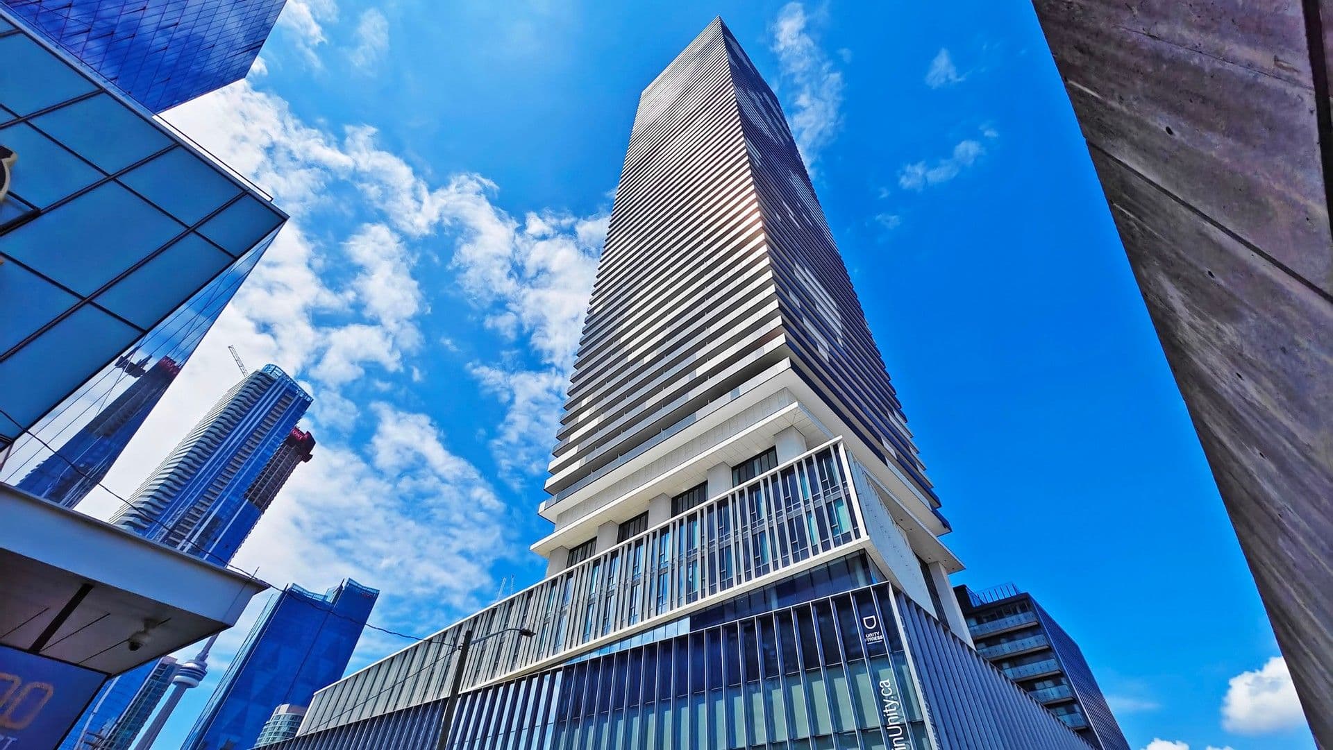 138 Downes Street 4303, Toronto C08, ON M5E 0E4