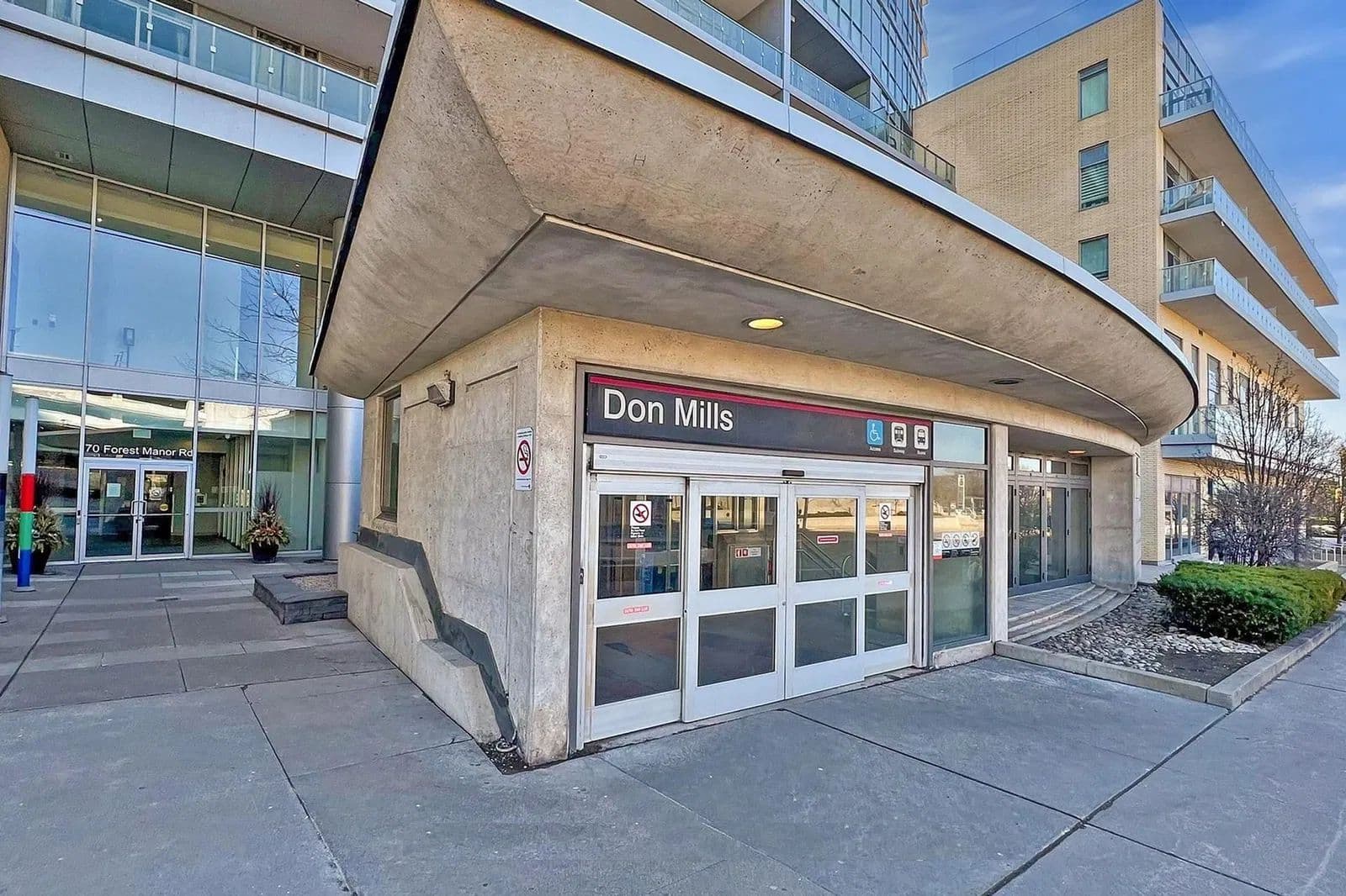 70 Forest Manor Road 305, Toronto C15, ON M2J 0A9