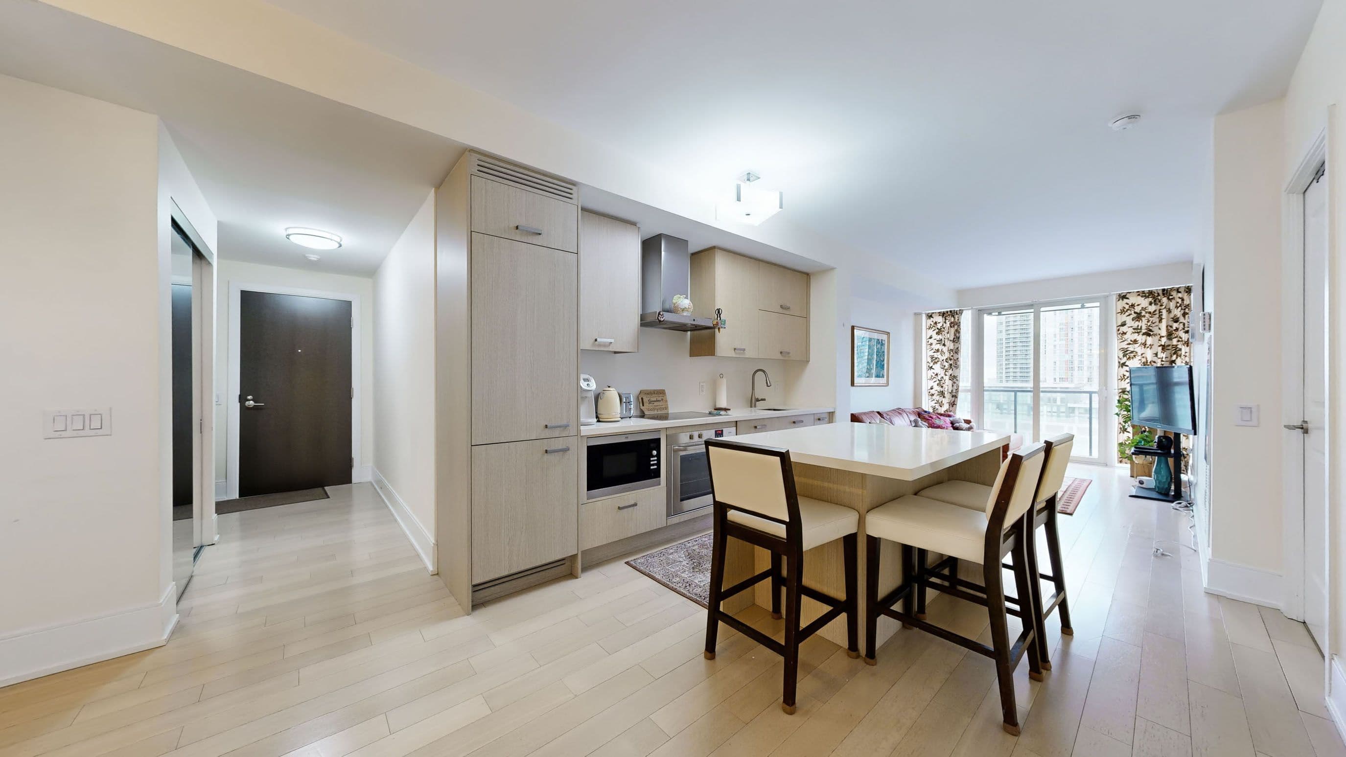 560 Front Street W 1031, Toronto C01, ON M5V 1C1