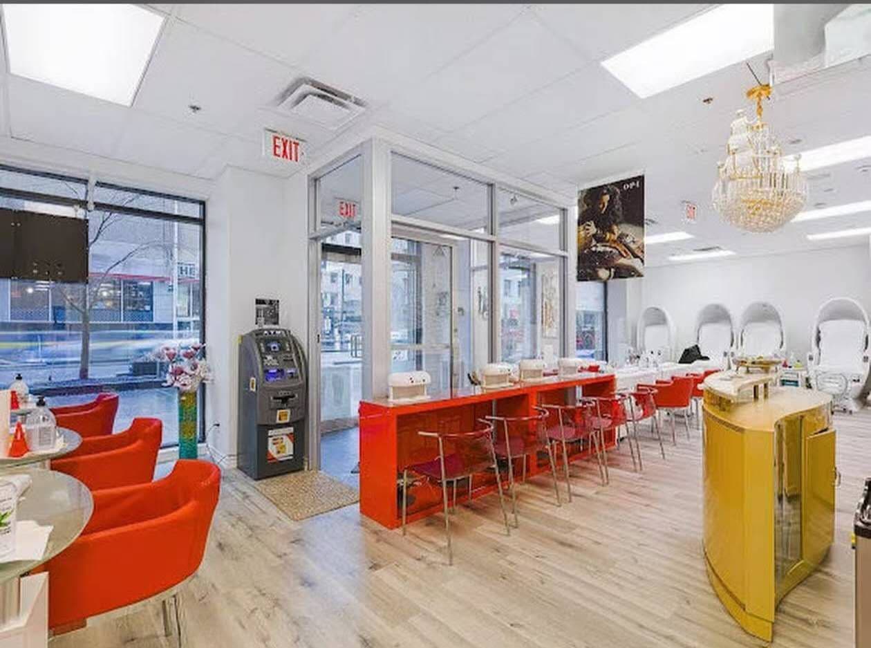 85 Bloor Street E, Toronto C08, ON M4W 3Y1