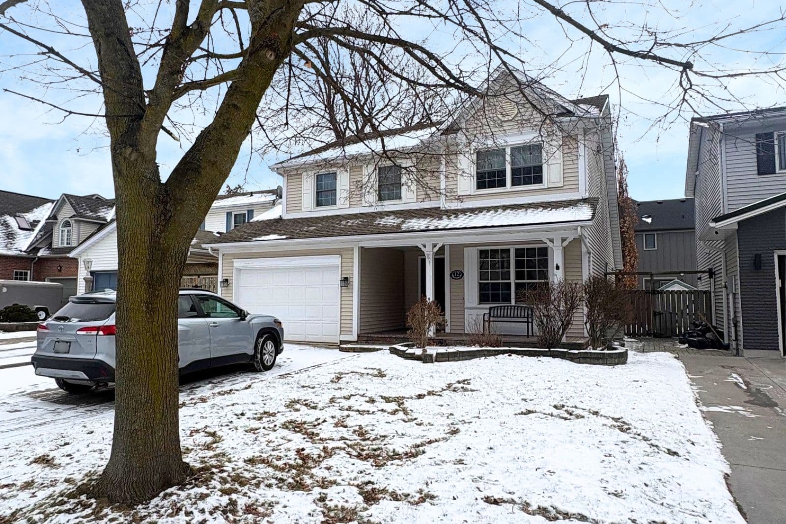 12 Brigantine Court, St. Catharines, ON L2M 7V4