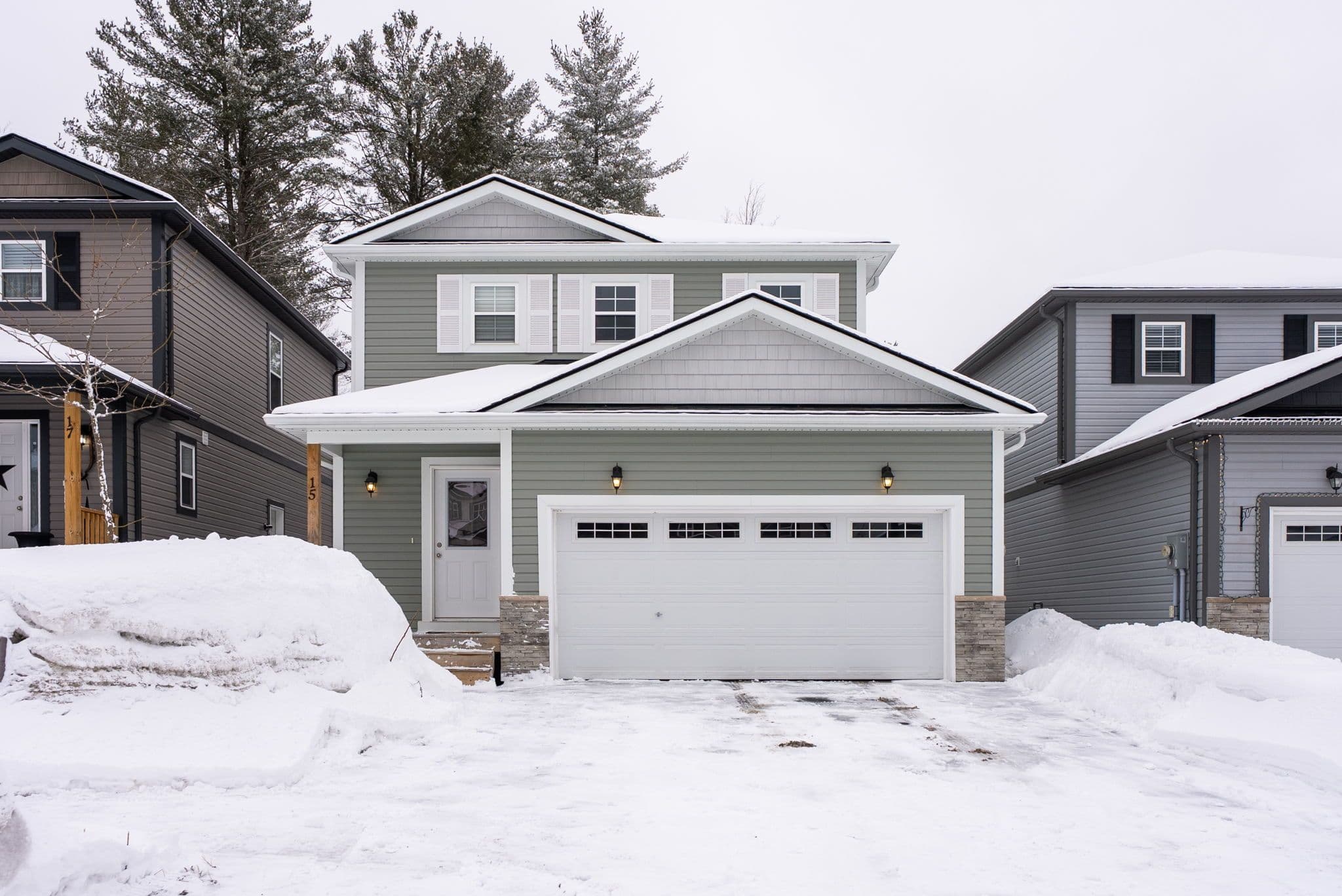15 Quinn Forest Drive, Bracebridge, ON P1L 0C8