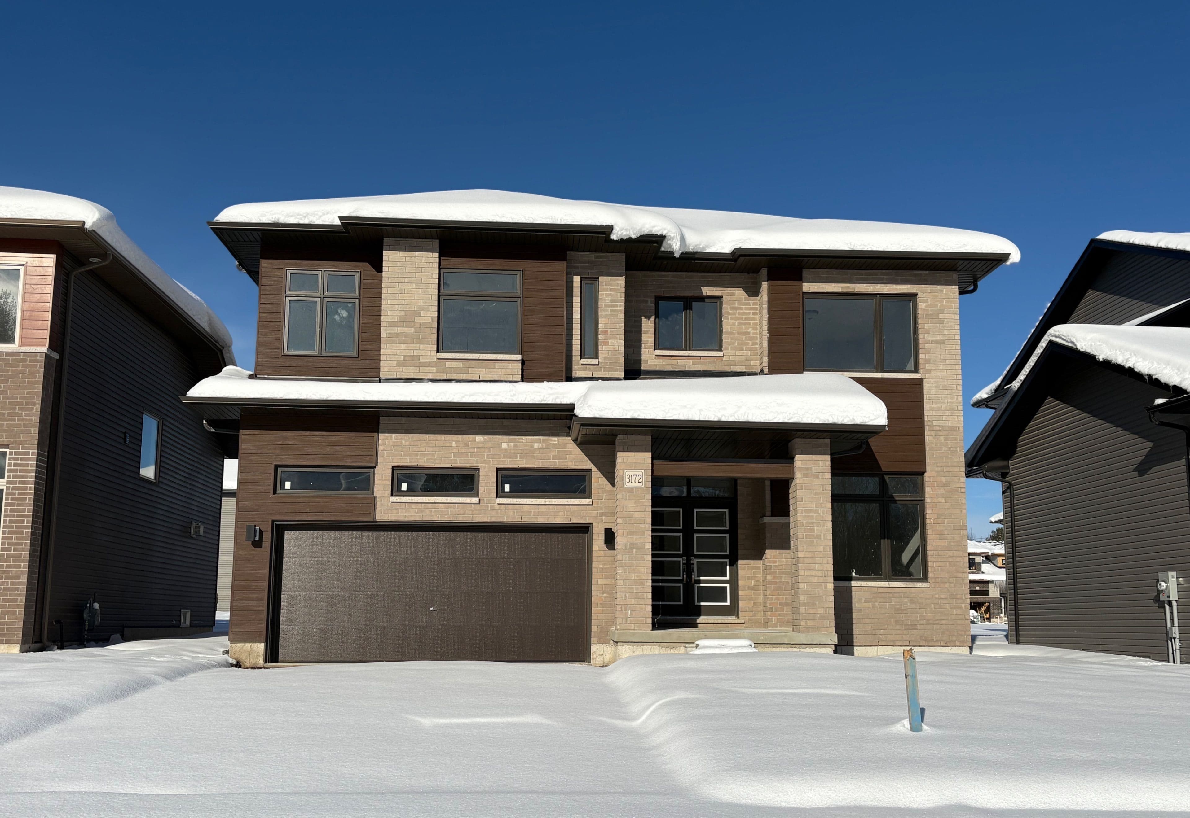 3172 Searidge Street, Severn, ON L3V 8R1