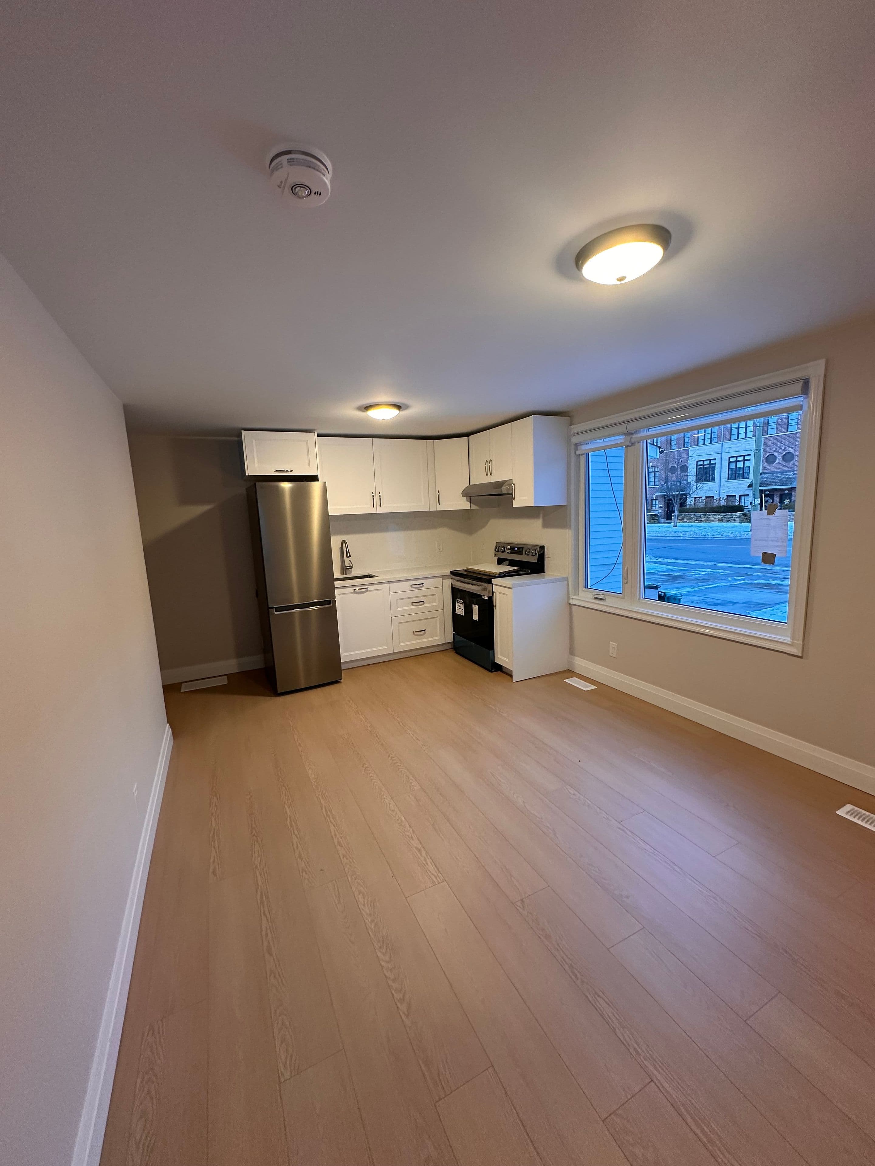 8326 Kipling Avenue (Front), Vaughan, ON L4L 2A8