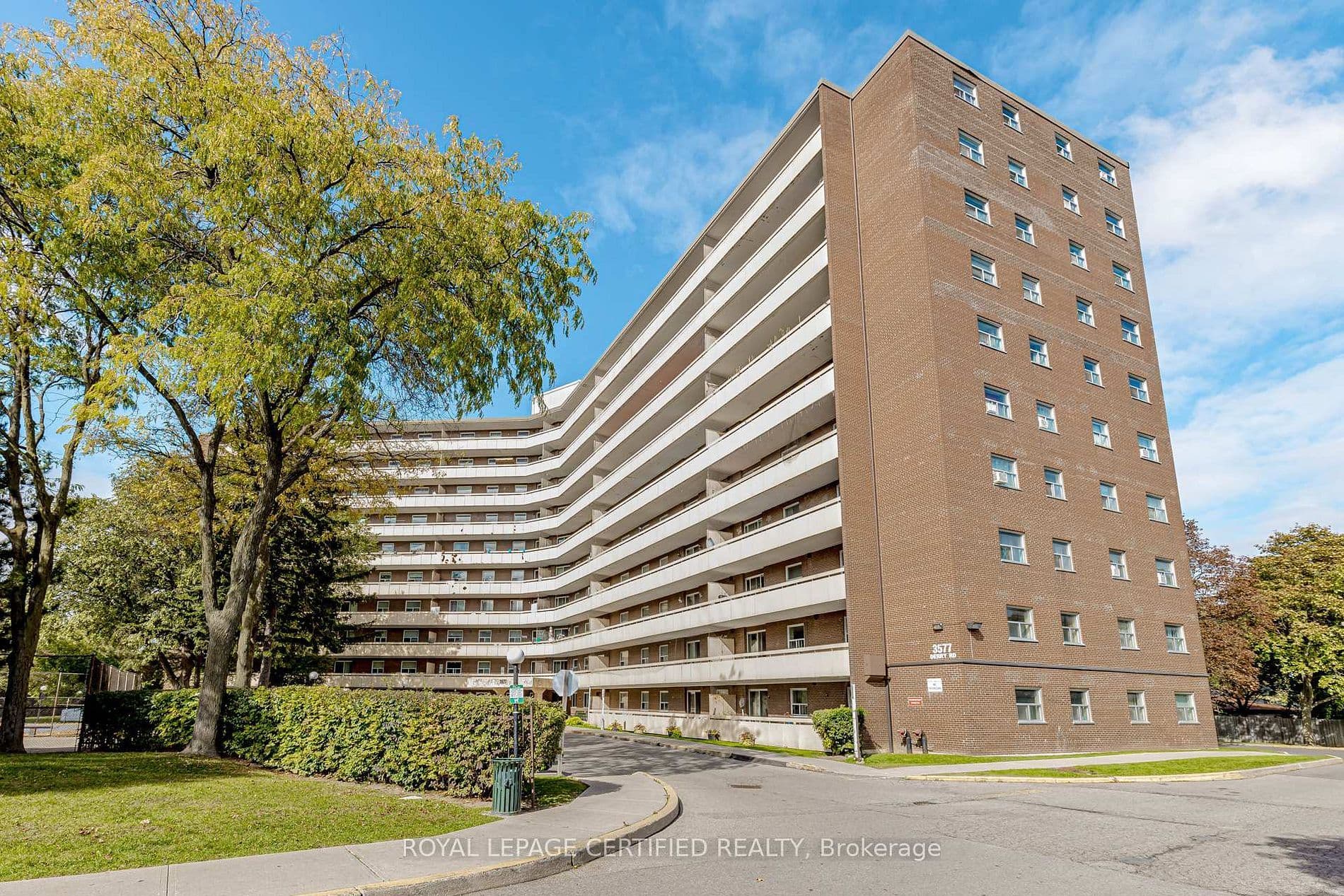 3577 Derry Road E 502, Mississauga, ON L4T 1B3