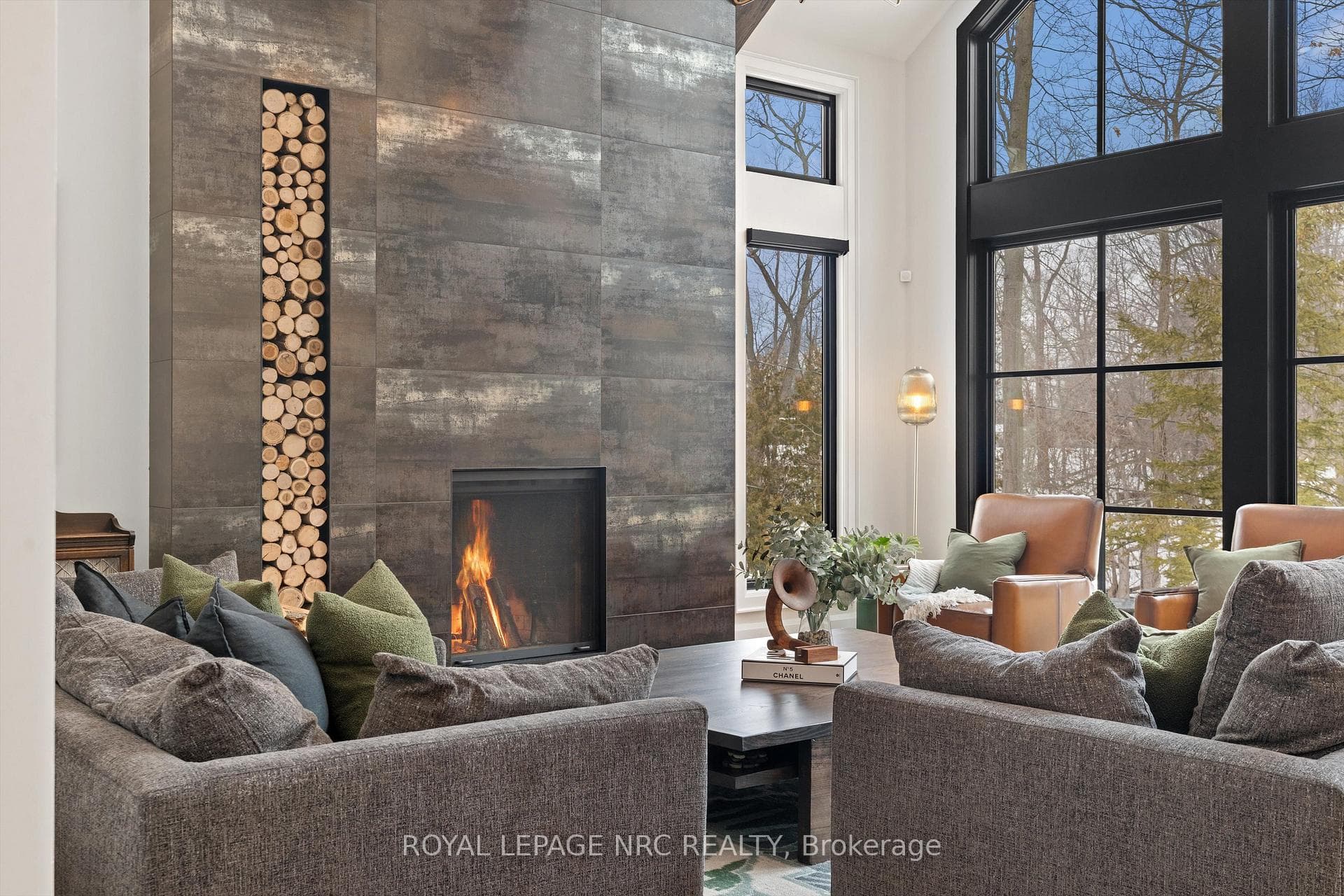 1 Briarfield Crescent, St. Catharines, ON L2T 3T4