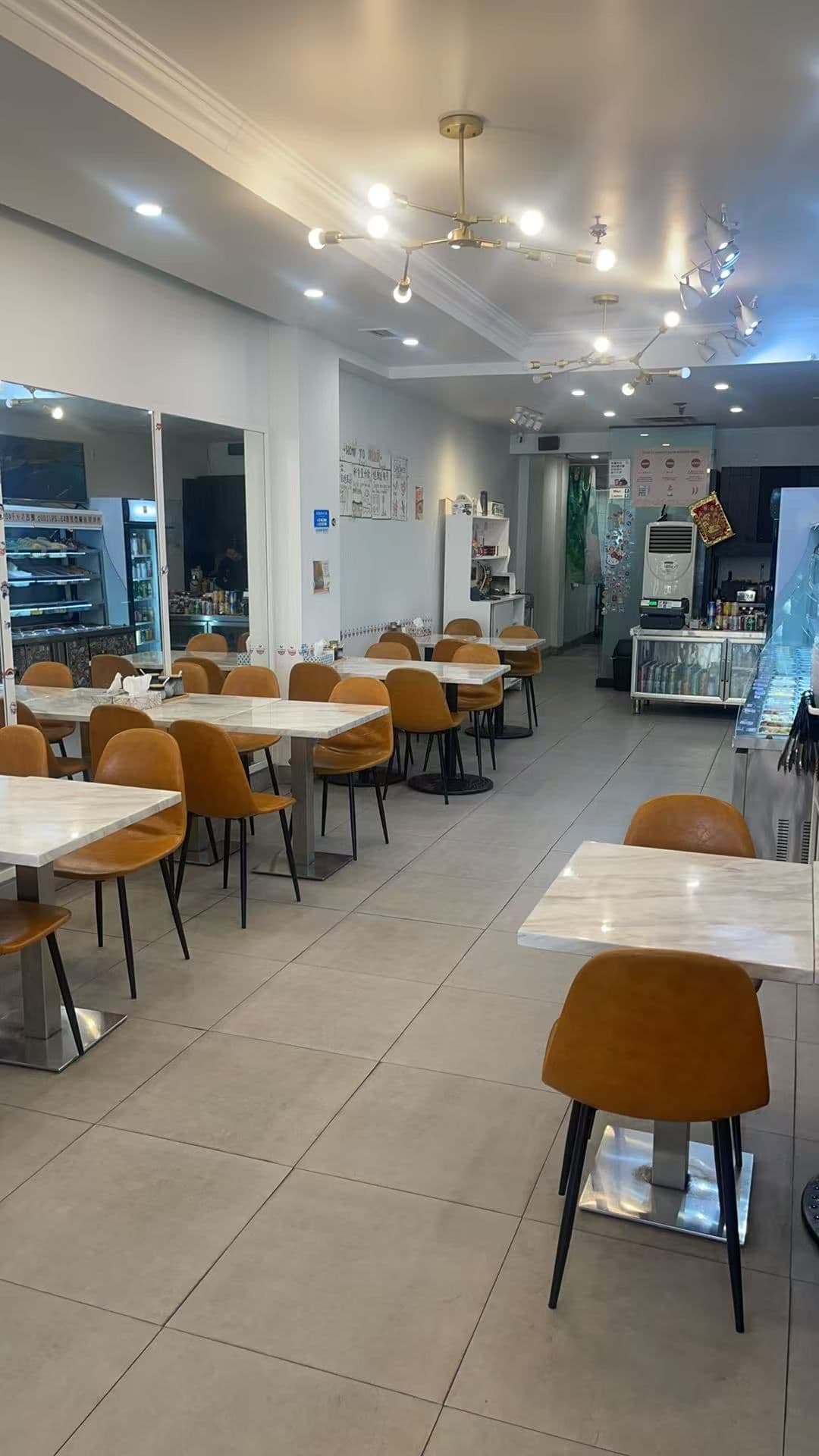 522 Yonge Street Main, Toronto C01, ON M4Y 1X9