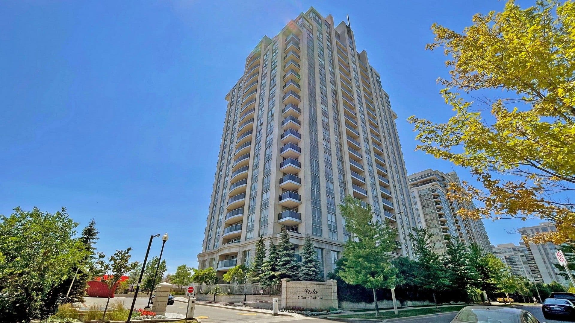 7 North Park Road 1007, Vaughan, ON L4J 0C9