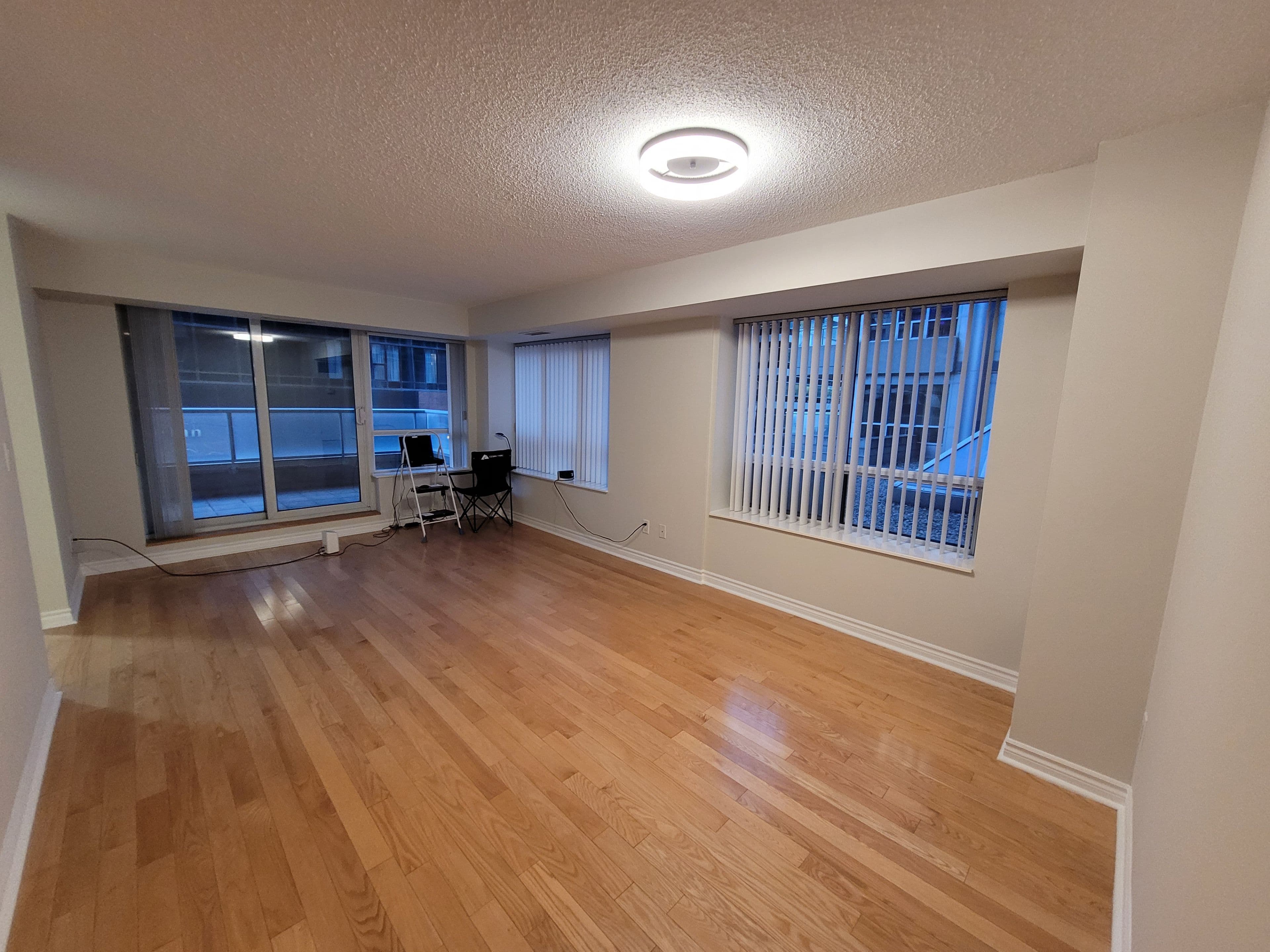 250 Wellington Street W 340, Toronto C01, ON M5V 2V4