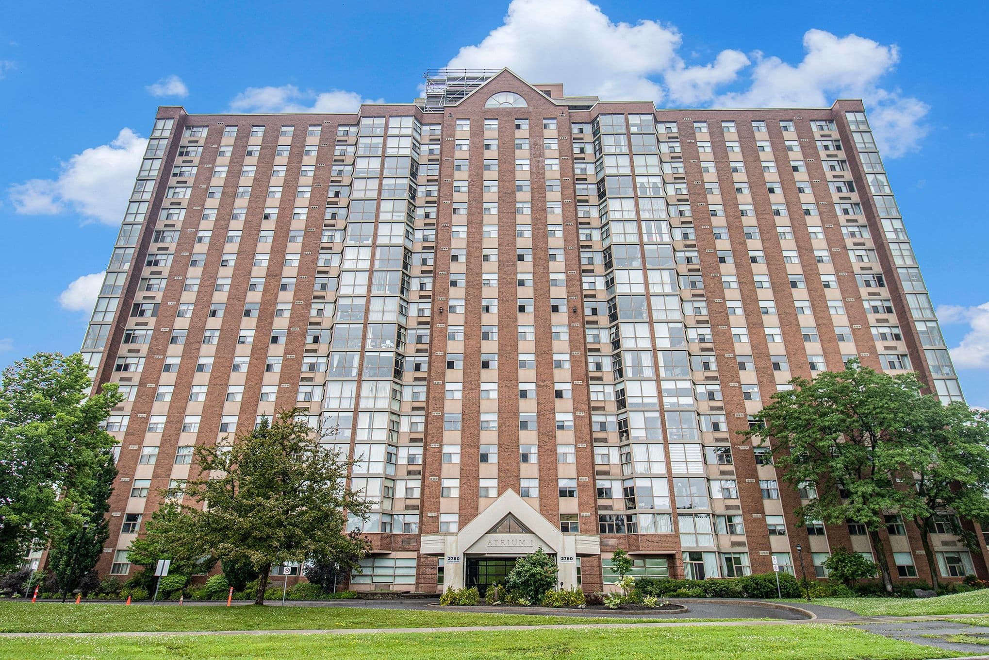 2760 Carousel Crescent 610, Blossom Park - Airport and Area, ON K1T 2N4