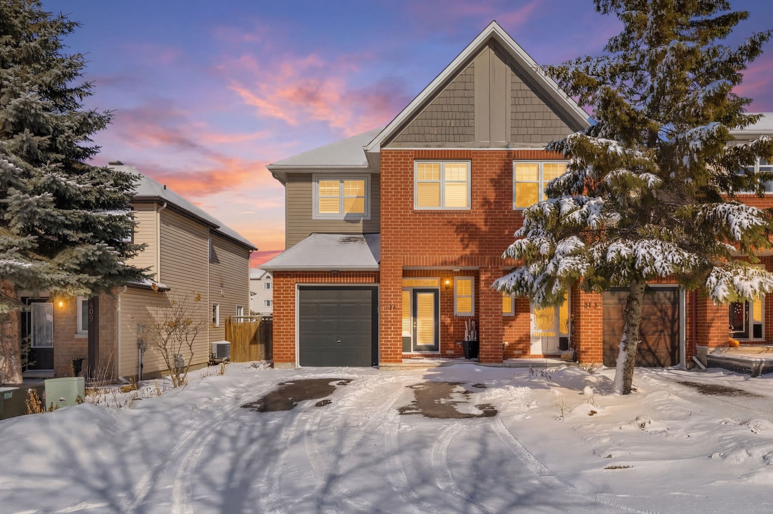 411 Cache Bay Crescent, Blossom Park - Airport and Area, ON K1T 4H3