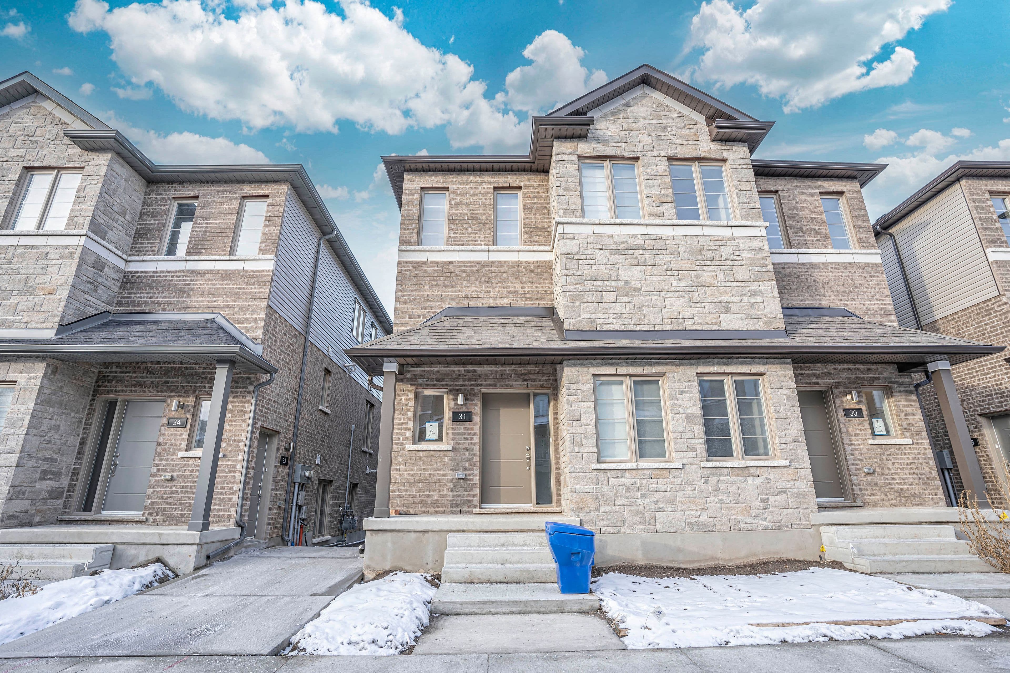 205 West Oak Trail 32, Kitchener, ON N2R 0R9