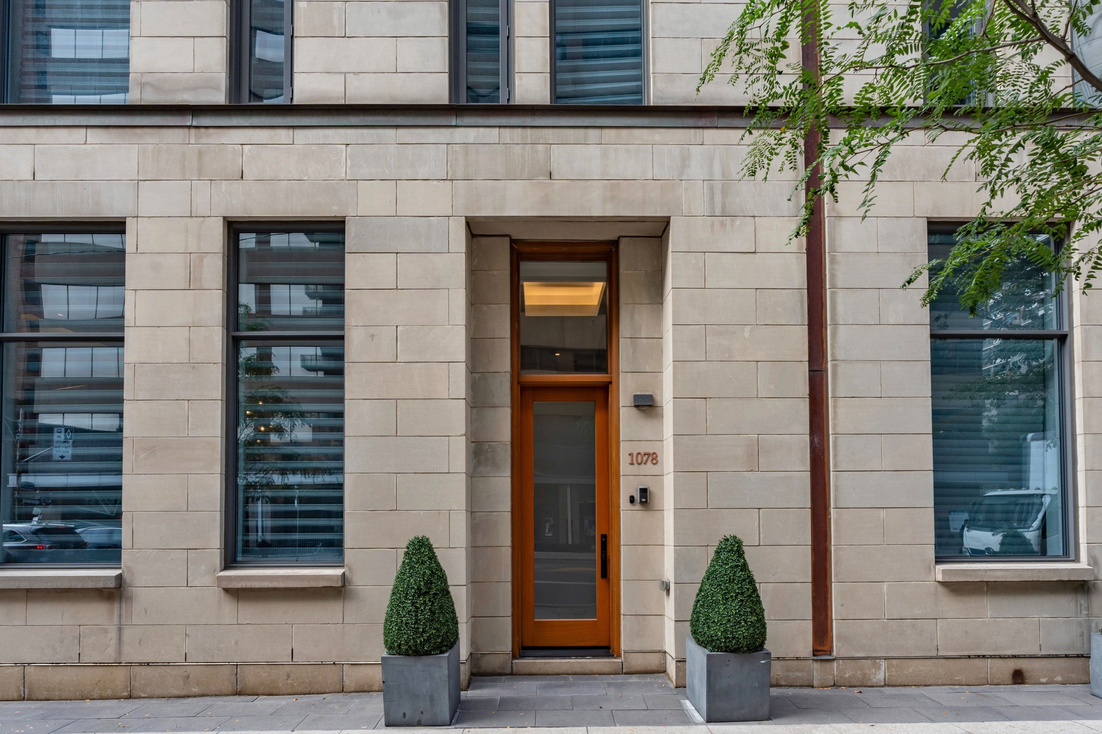 1078 Bay Street, Toronto C01, ON M5S 0A3