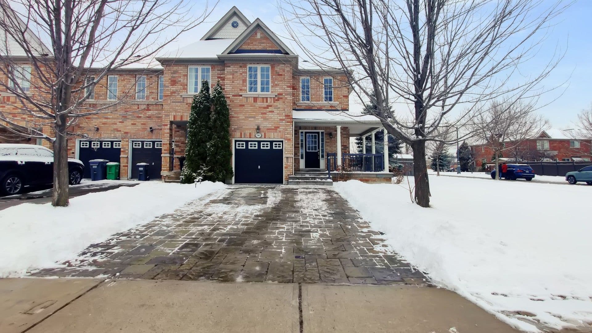 3941 Stardust Drive, Mississauga, ON L5M 8A4