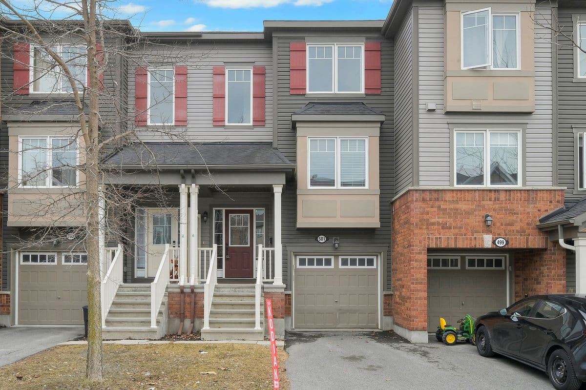 501 Coldwater Crescent, Kanata, ON K2M 3B3