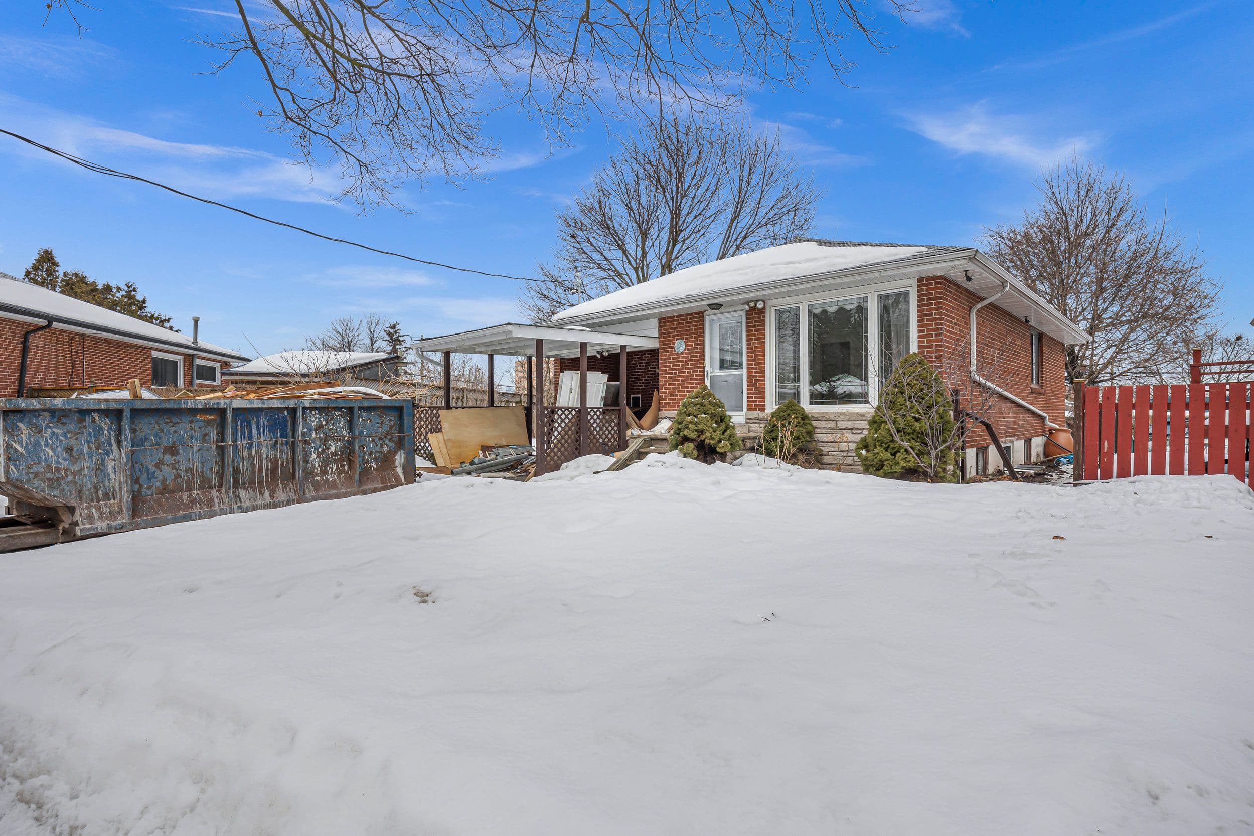 28 Furlong Court Main, Toronto E09, ON M1J 1Y8