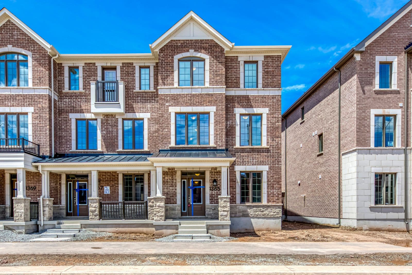 1365 William Halton Parkway, Oakville, ON L6M 5N9