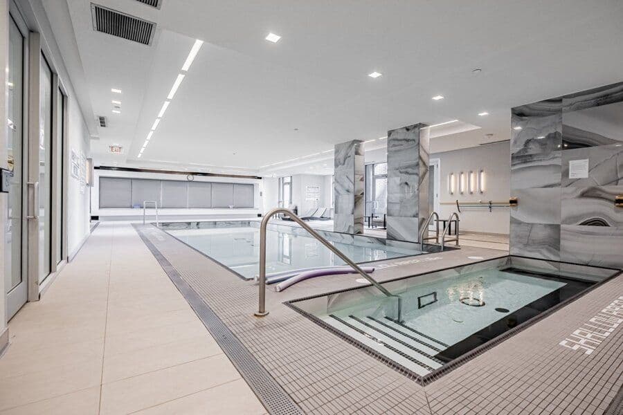 56 Annie Craig Drive 2404, Toronto W06, ON M8V 0C8