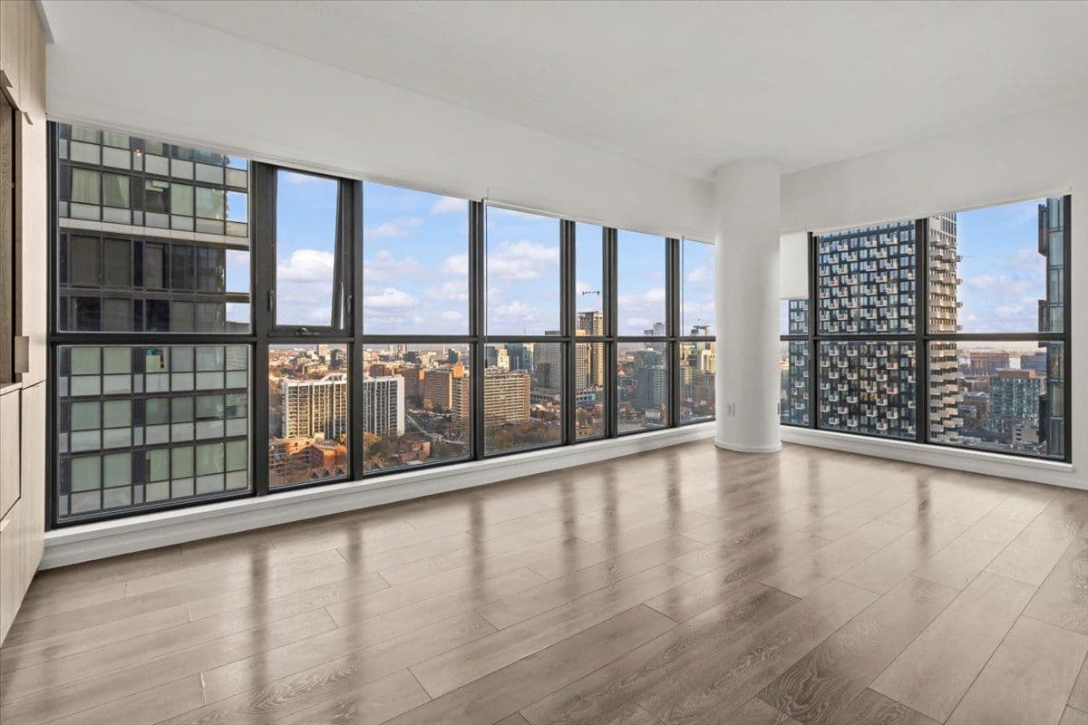 159 Dundas Street E 2405, Toronto C08, ON M5B 0A9