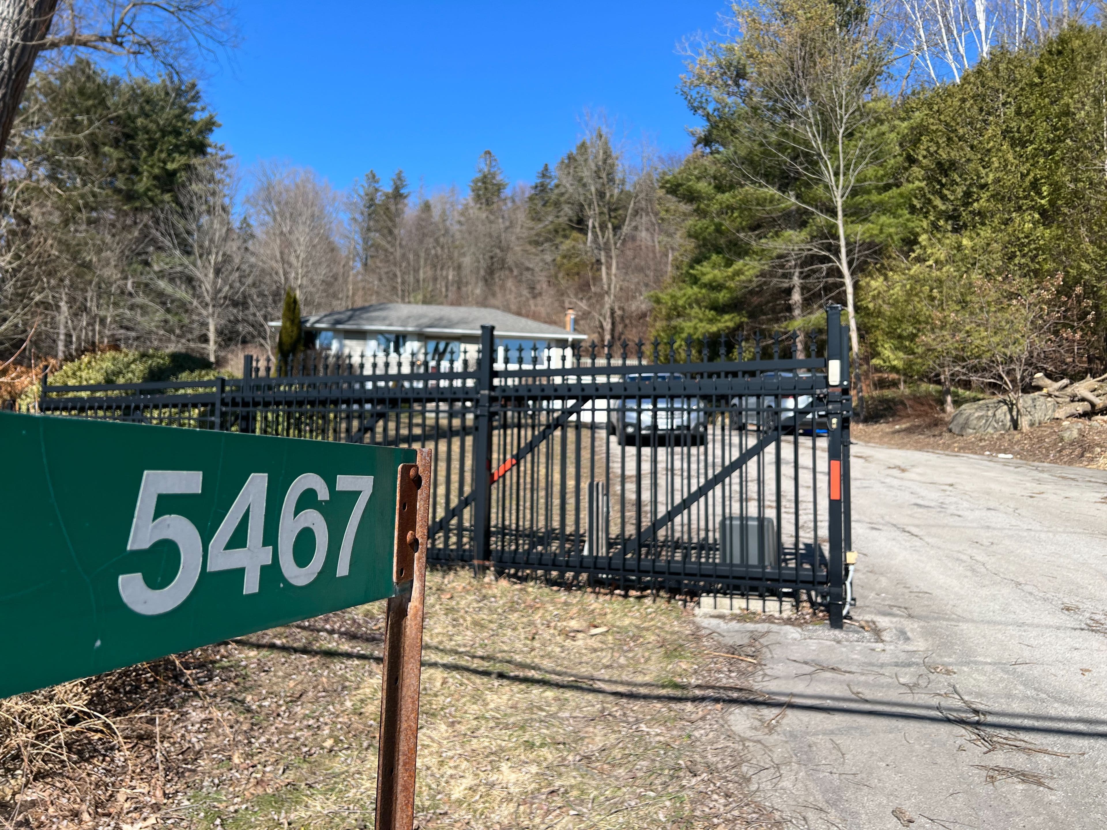 5467 Cedar Springs Road E, Burlington, ON L7P 0C2