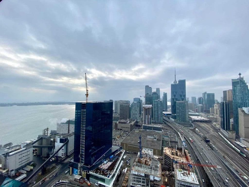 15 Lower Jarvis Street 3809, Toronto C08, ON M5E 0C4