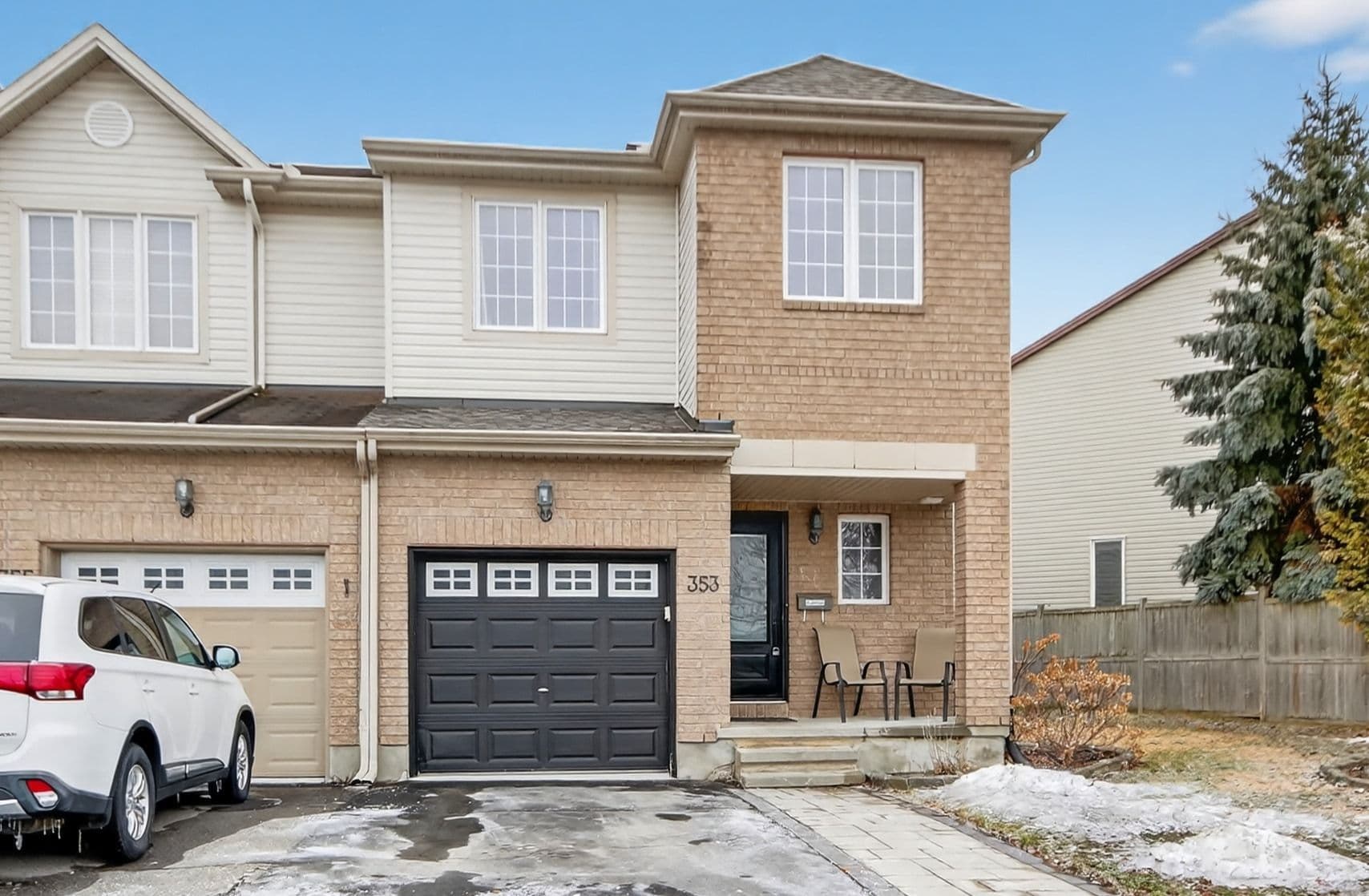 353 Brigitta Street, Kanata, ON K2S 0H9