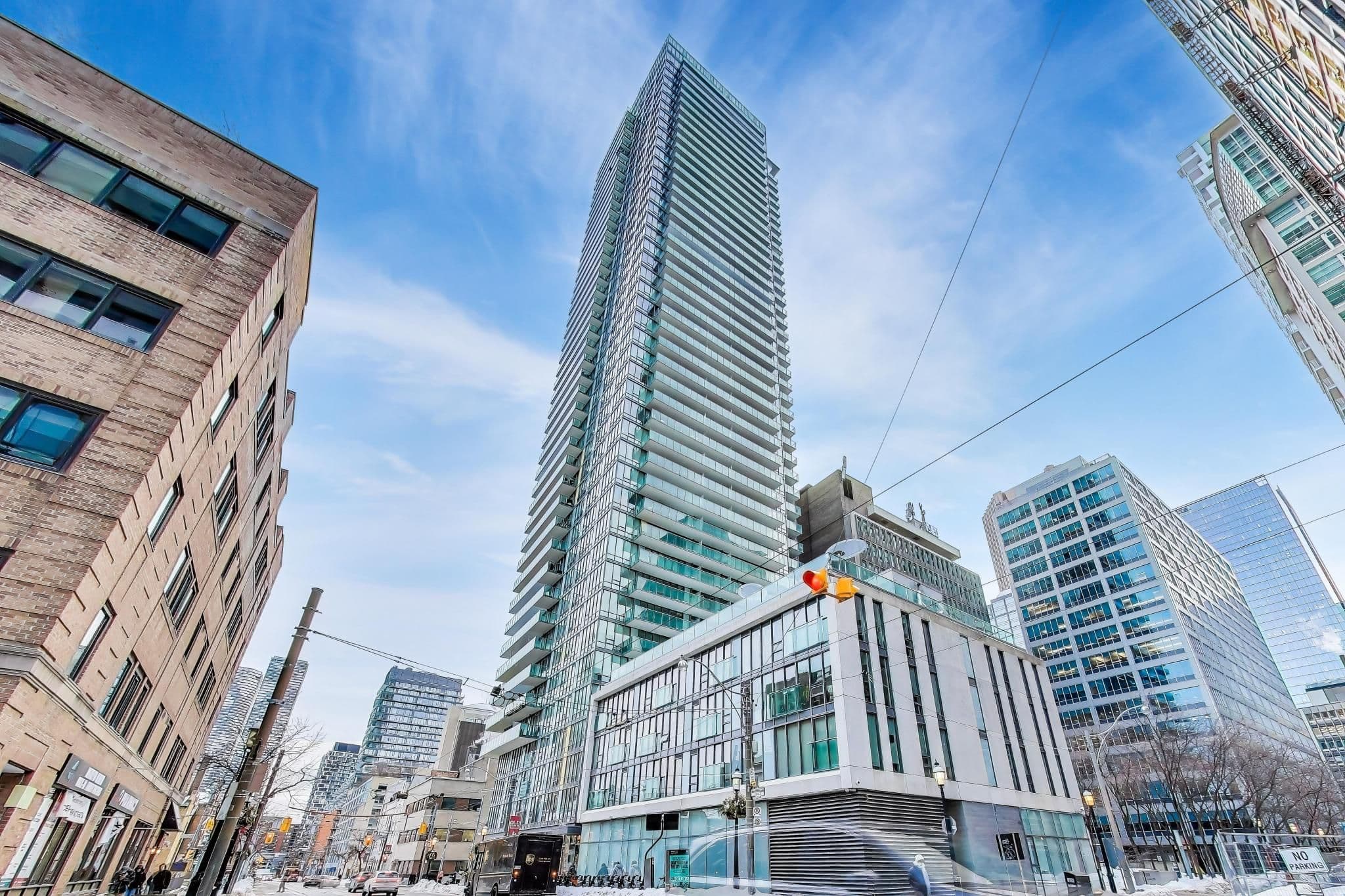 33 Lombard Street 4004, Toronto C08, ON M5C 3H8