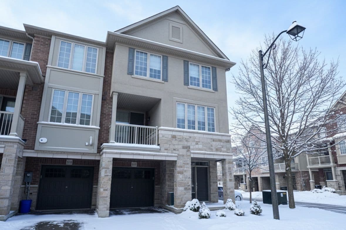 3112 Cornell Common, Oakville, ON L6H 0P8
