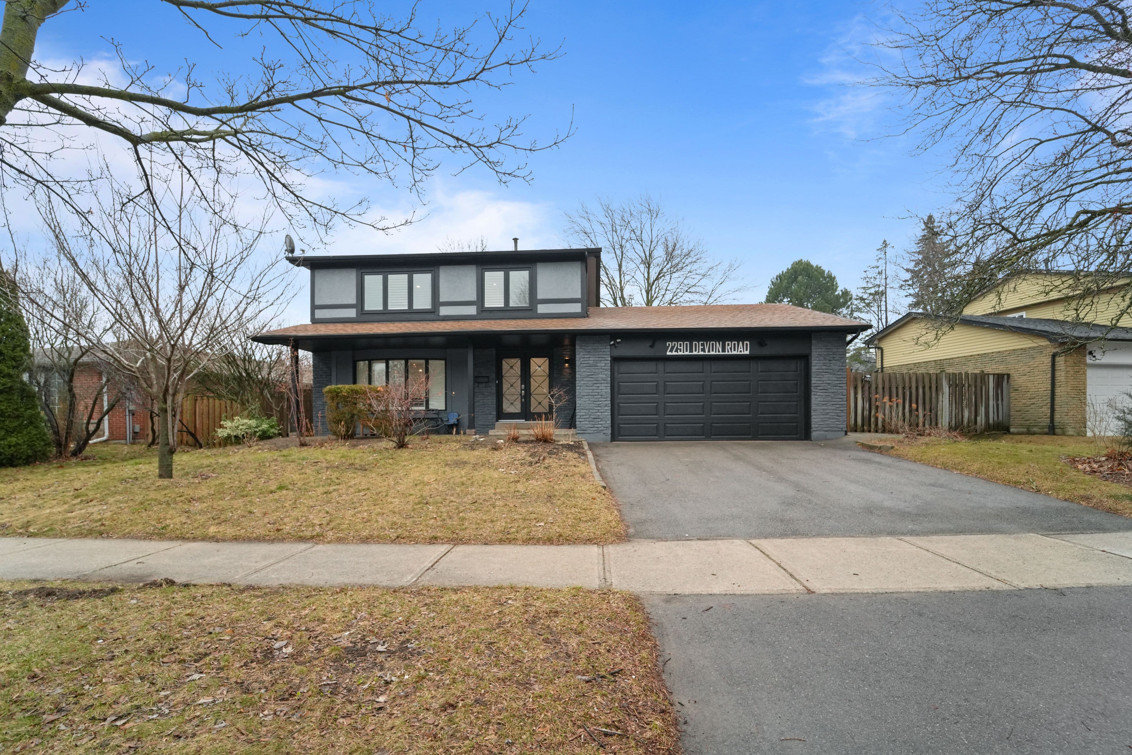 2290 Devon Road, Oakville, ON L6J 5R4