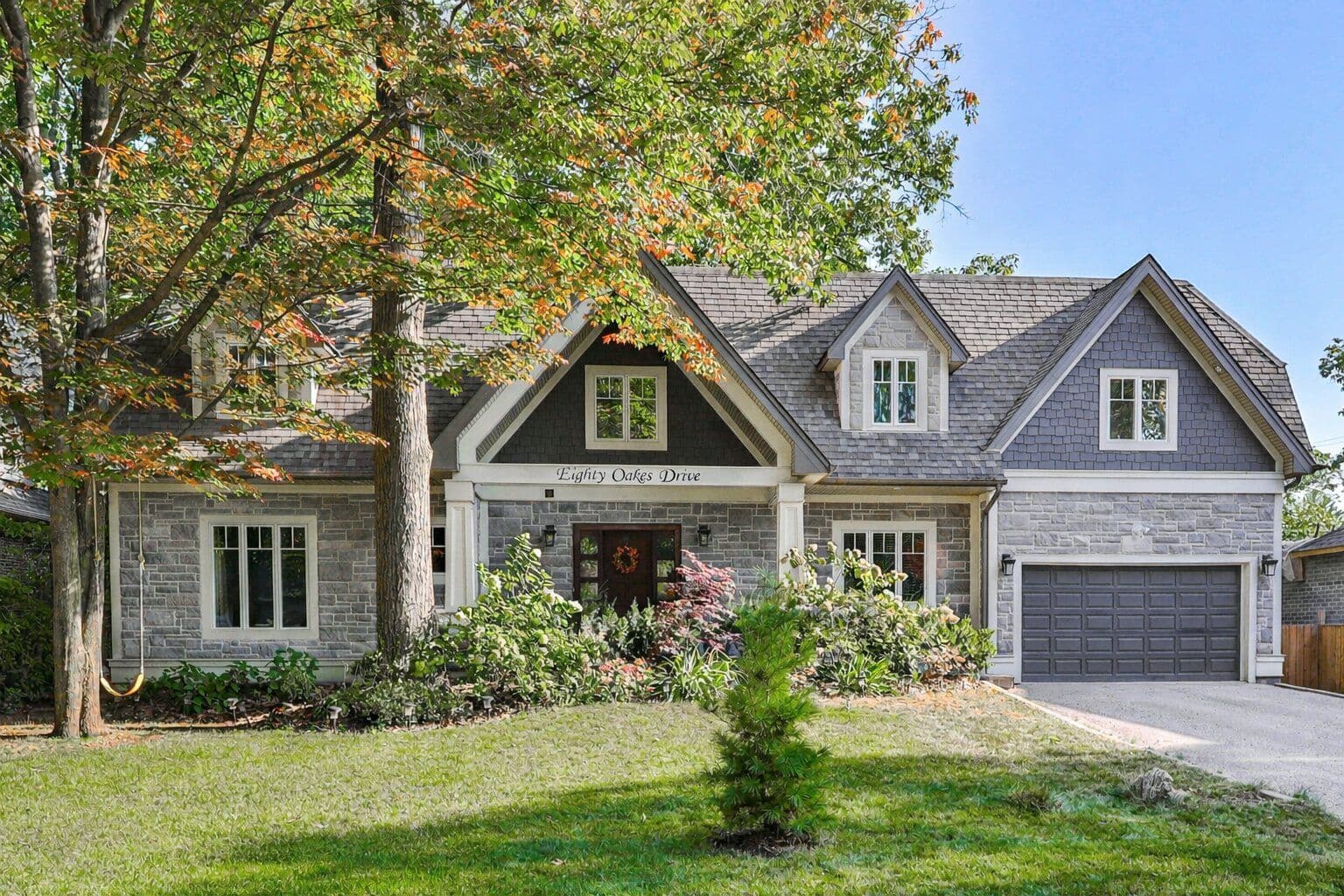 80 Oakes Drive, Mississauga, ON L5G 3M1