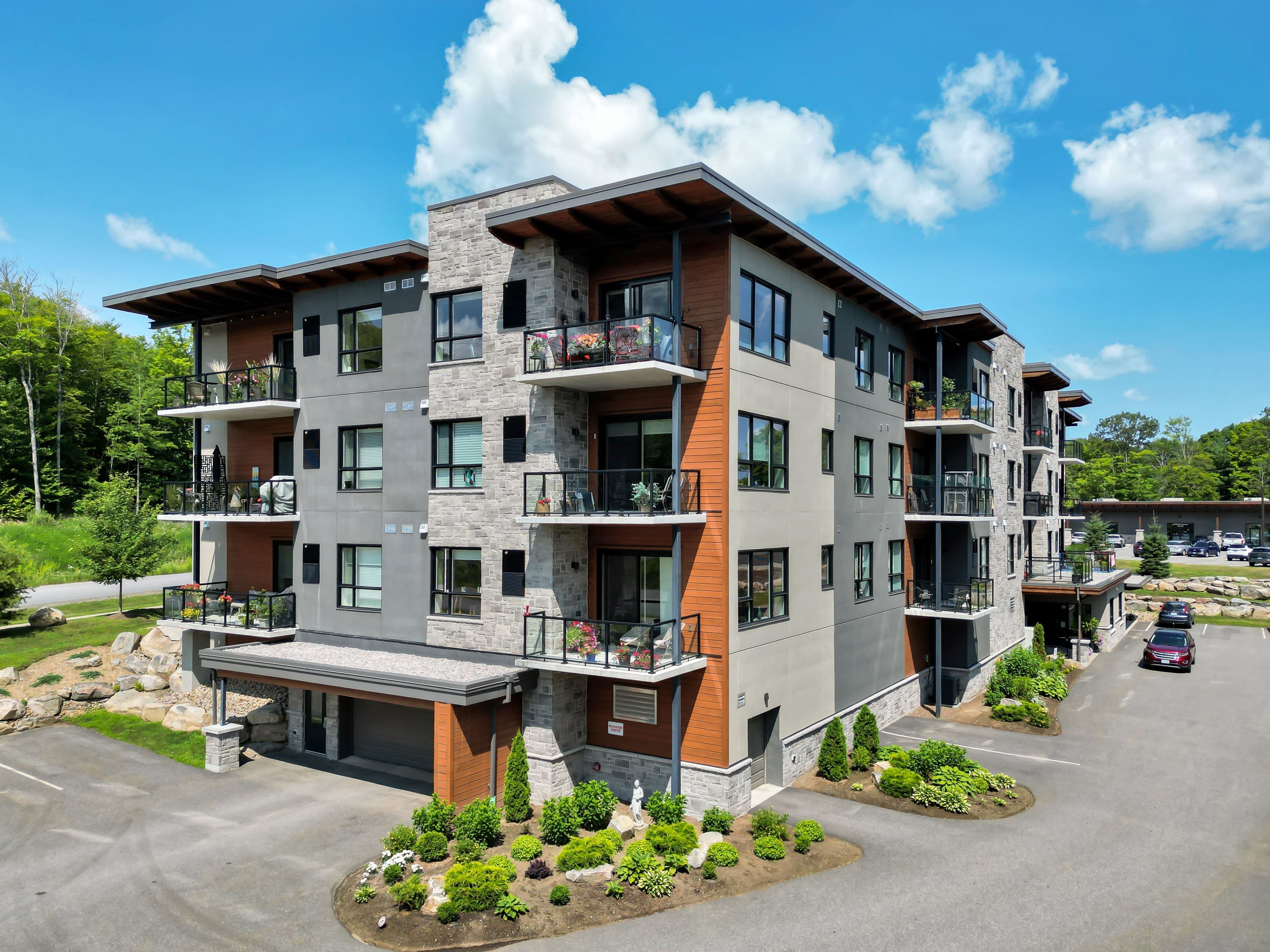 23 Campus Trail 202, Huntsville, ON P1H 0G1