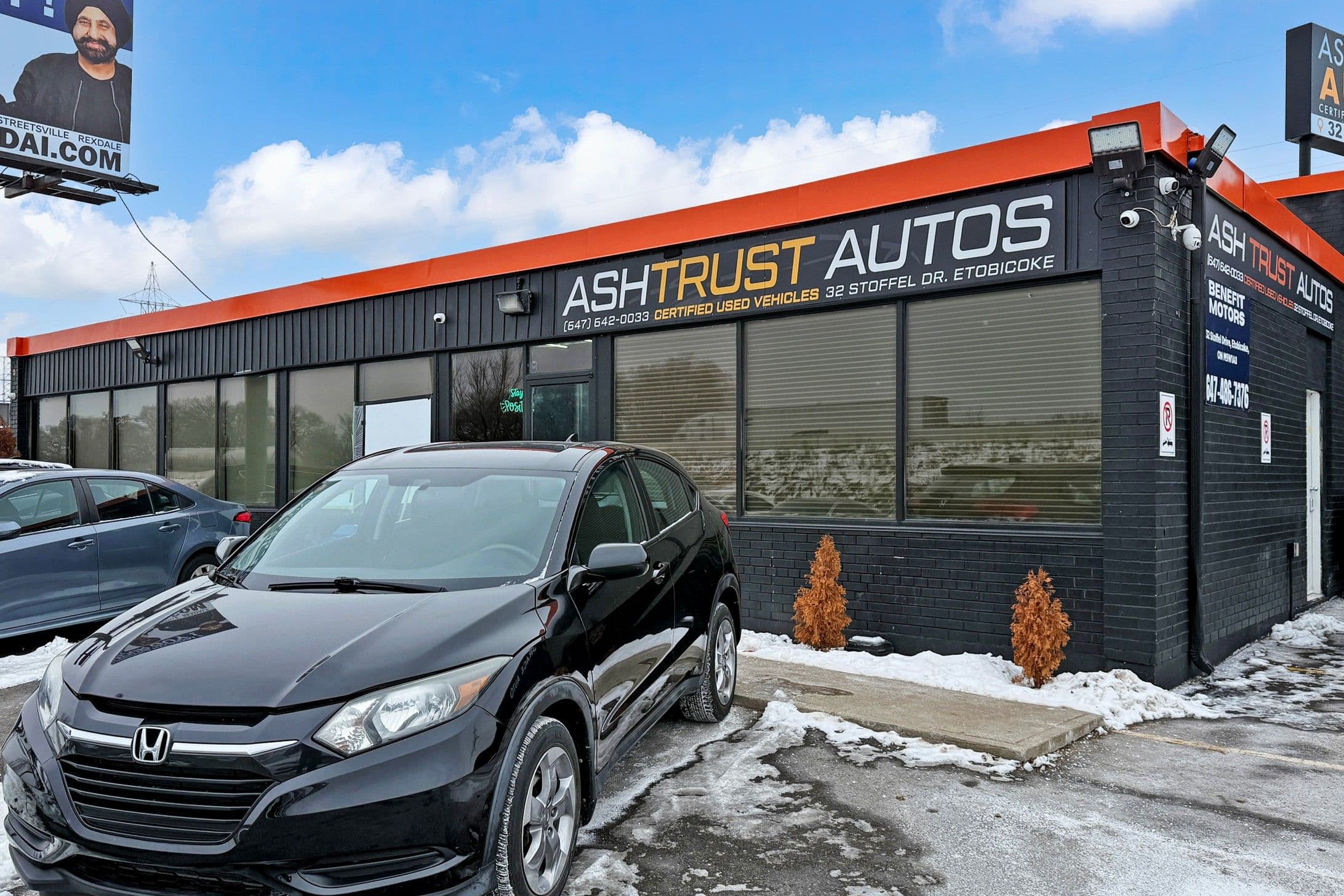 32 Stoffel Drive, Toronto W10, ON M9W 1A8