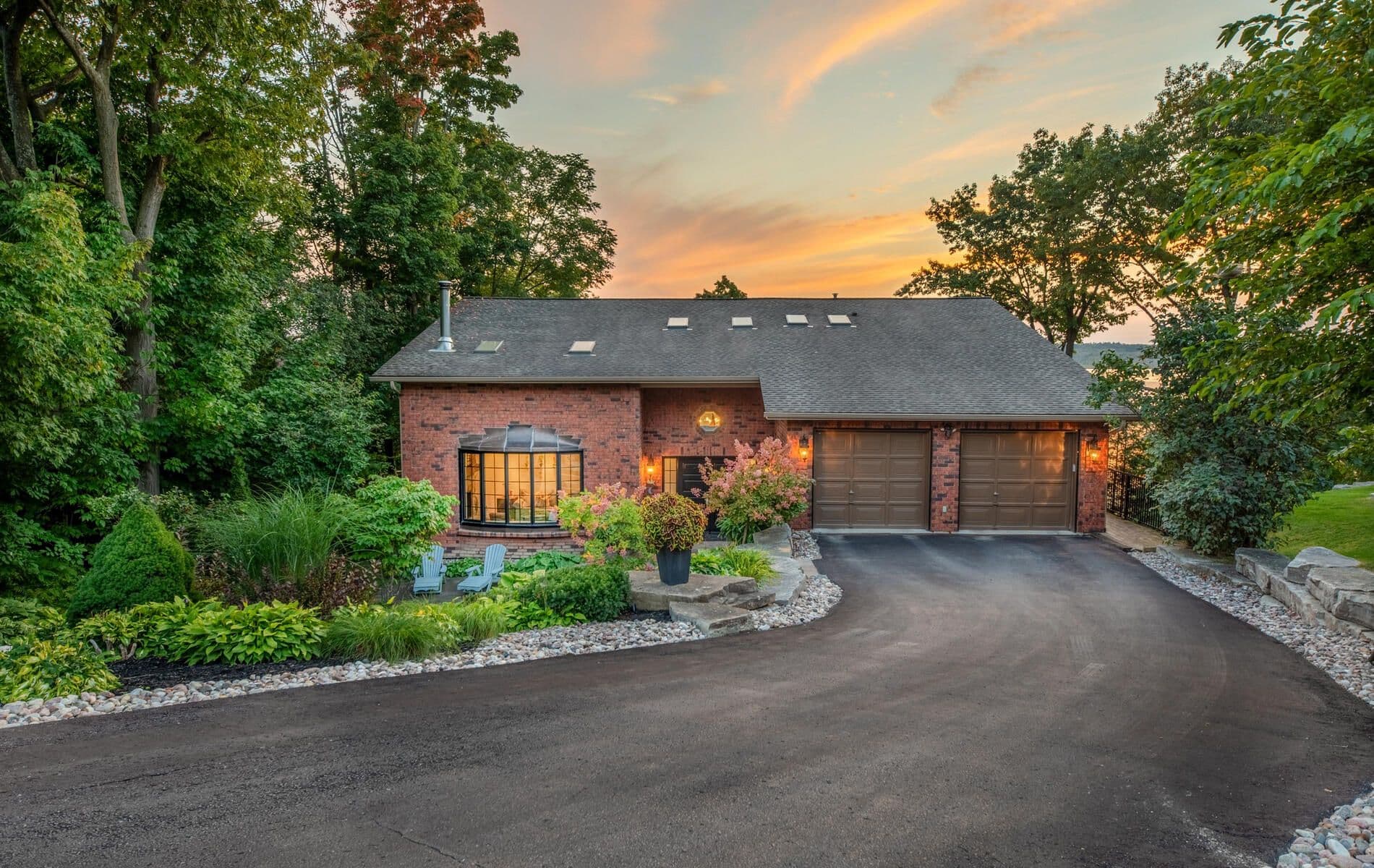 12 Pettet Drive, Scugog, ON L9L 1B4