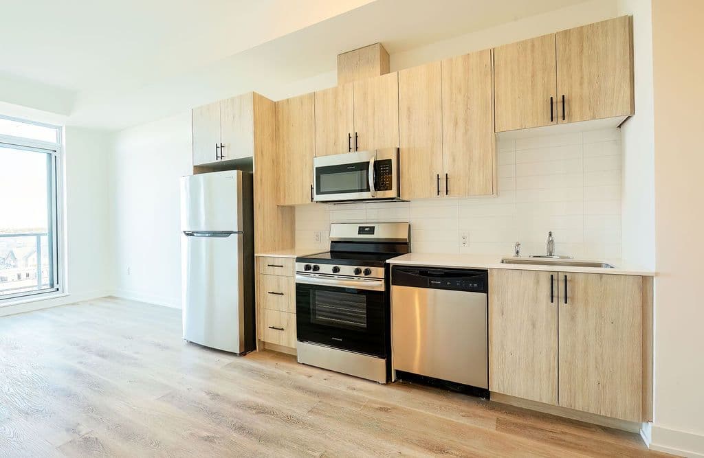 2475 Old Bronte Road 801, Oakville, ON L6M 4J2