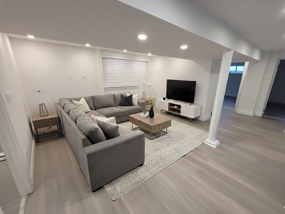 347 Boisdale Avenue, Richmond Hill, ON L4C 1R4