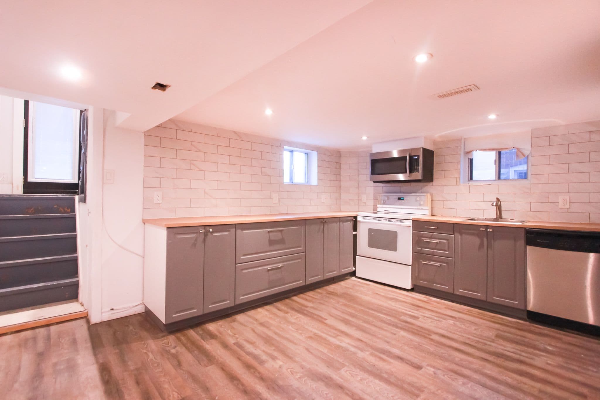 62 Belvidere Avenue Lower, Toronto C03, ON M6C 1P6