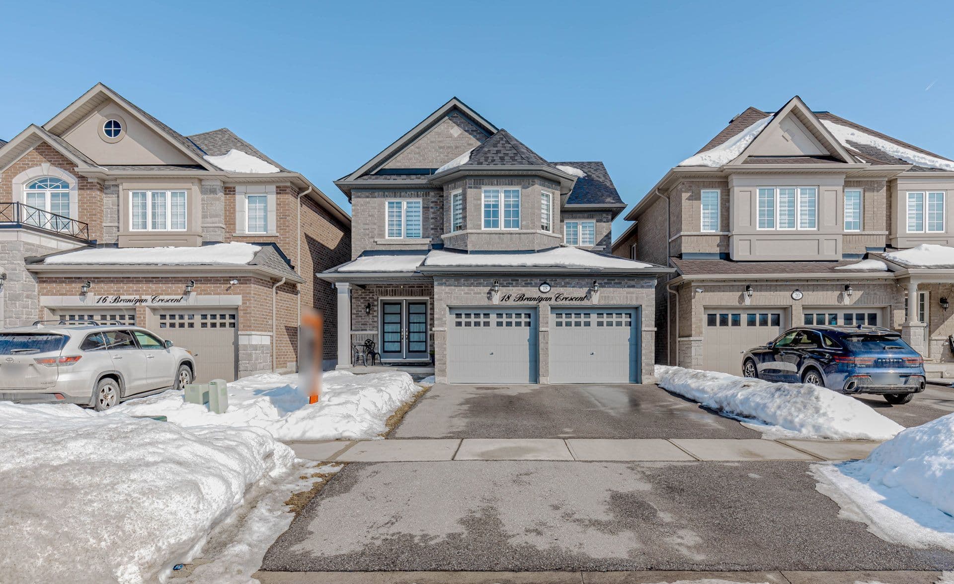 18 Branigan Crescent, Halton Hills, ON L7G 0N2