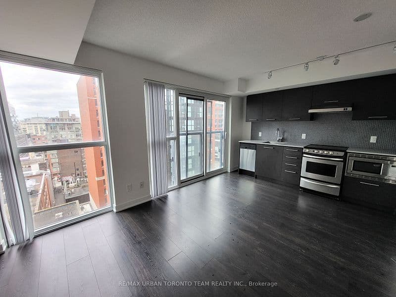 87 Peter Street 1109, Toronto C01, ON M5V 0P1