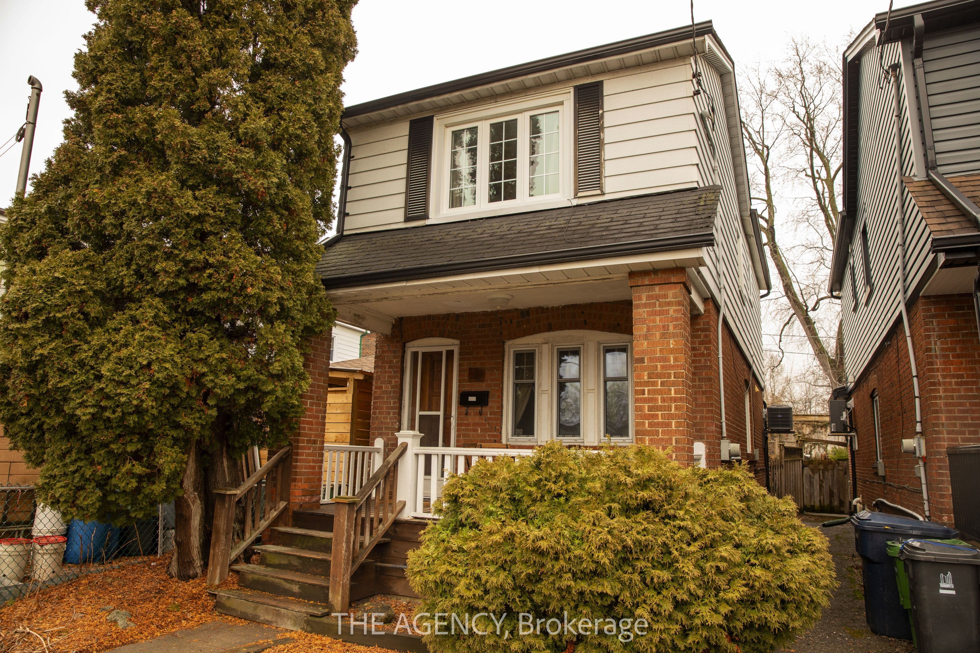 30 Falwyn Avenue, Toronto C03, ON M6C 1K6
