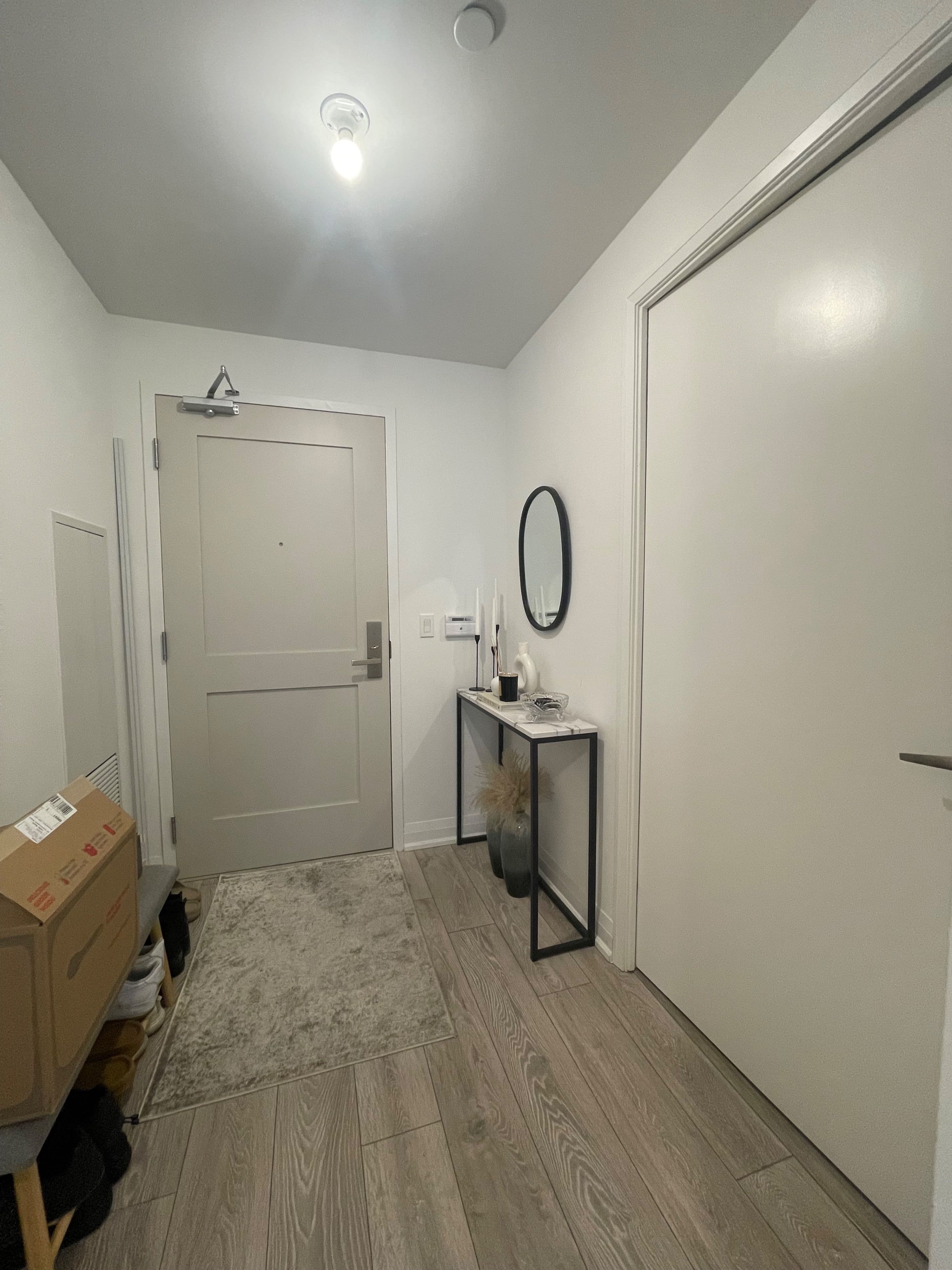 26 Gibbs Road 646, Toronto W08, ON M9B 0E3