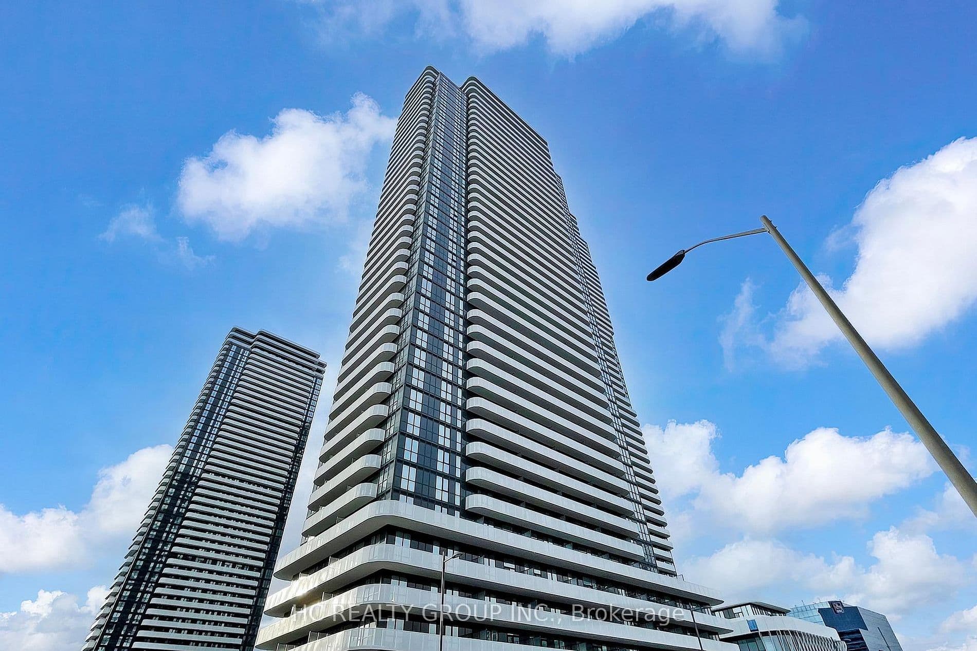 8 Interchange Way 3101, Vaughan, ON L4K 0R2